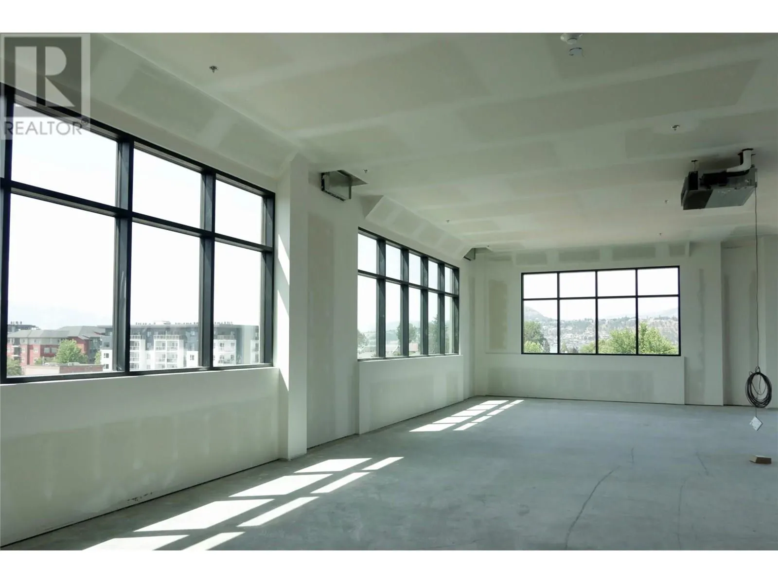 550 Osprey Avenue Unit# 3rd & 4th Floor