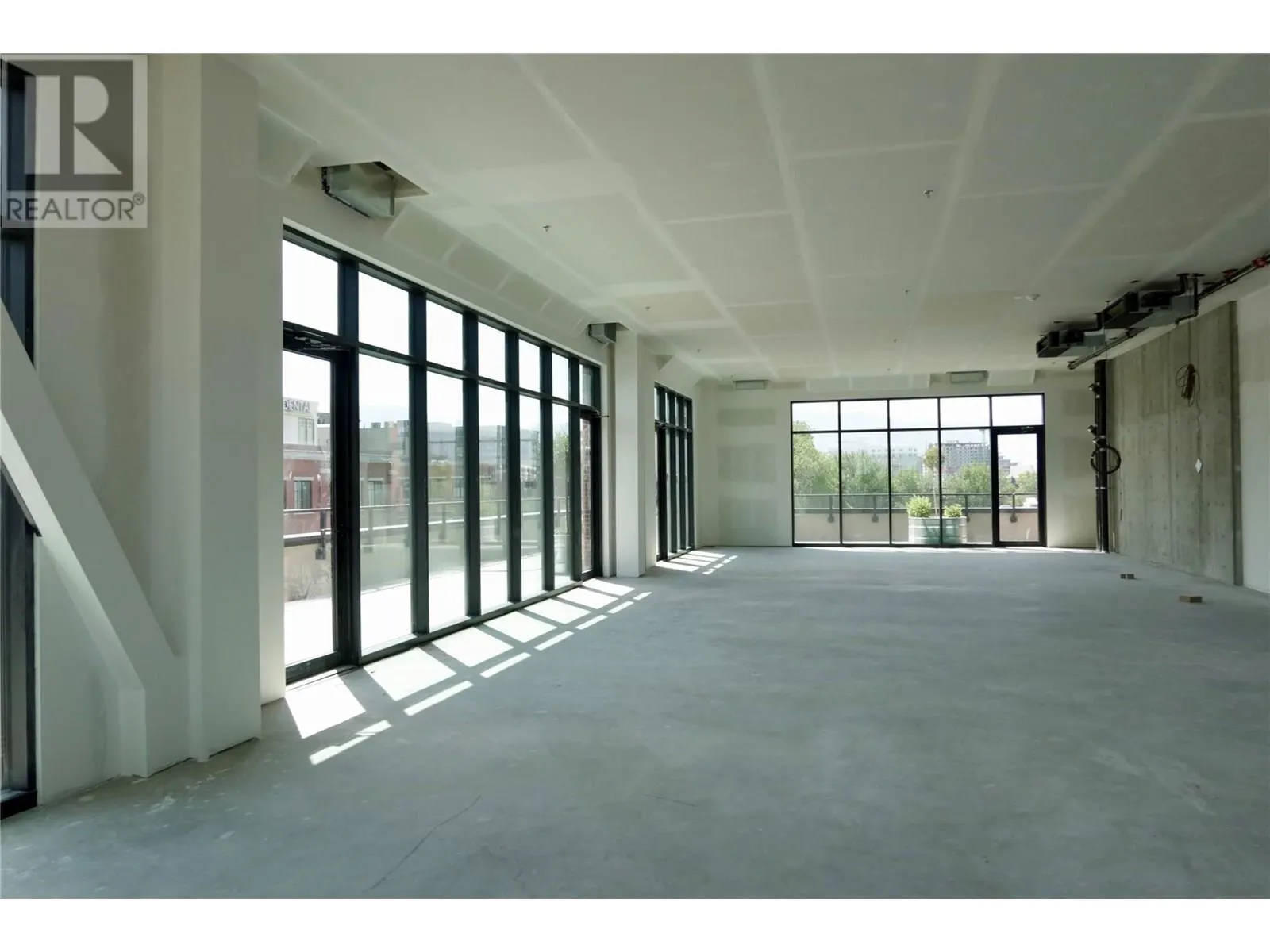 550 Osprey Avenue Unit# 3rd & 4th Floor