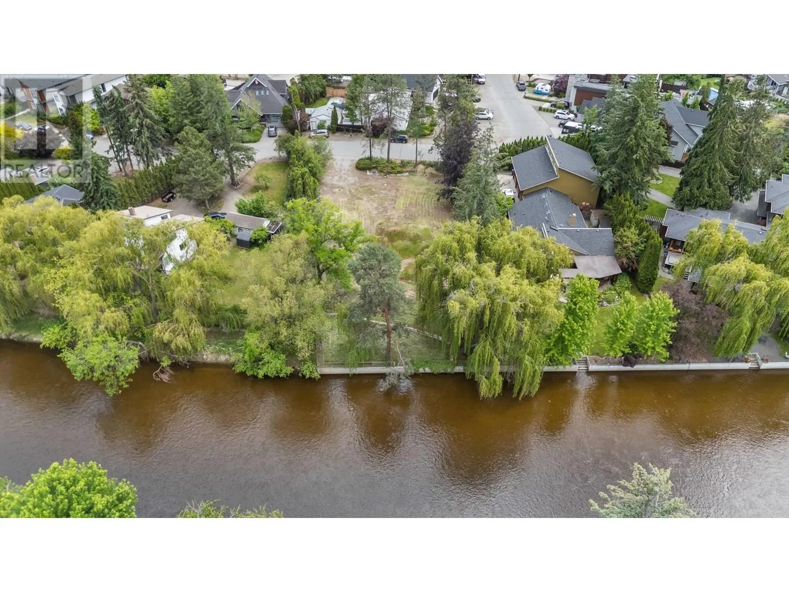569 Radant Road Unit# 2