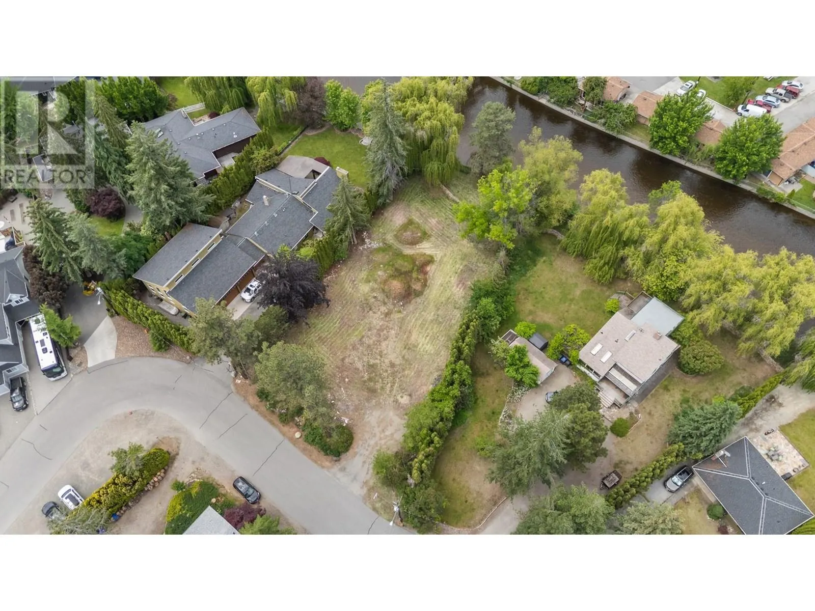 569 Radant Road Unit# 2
