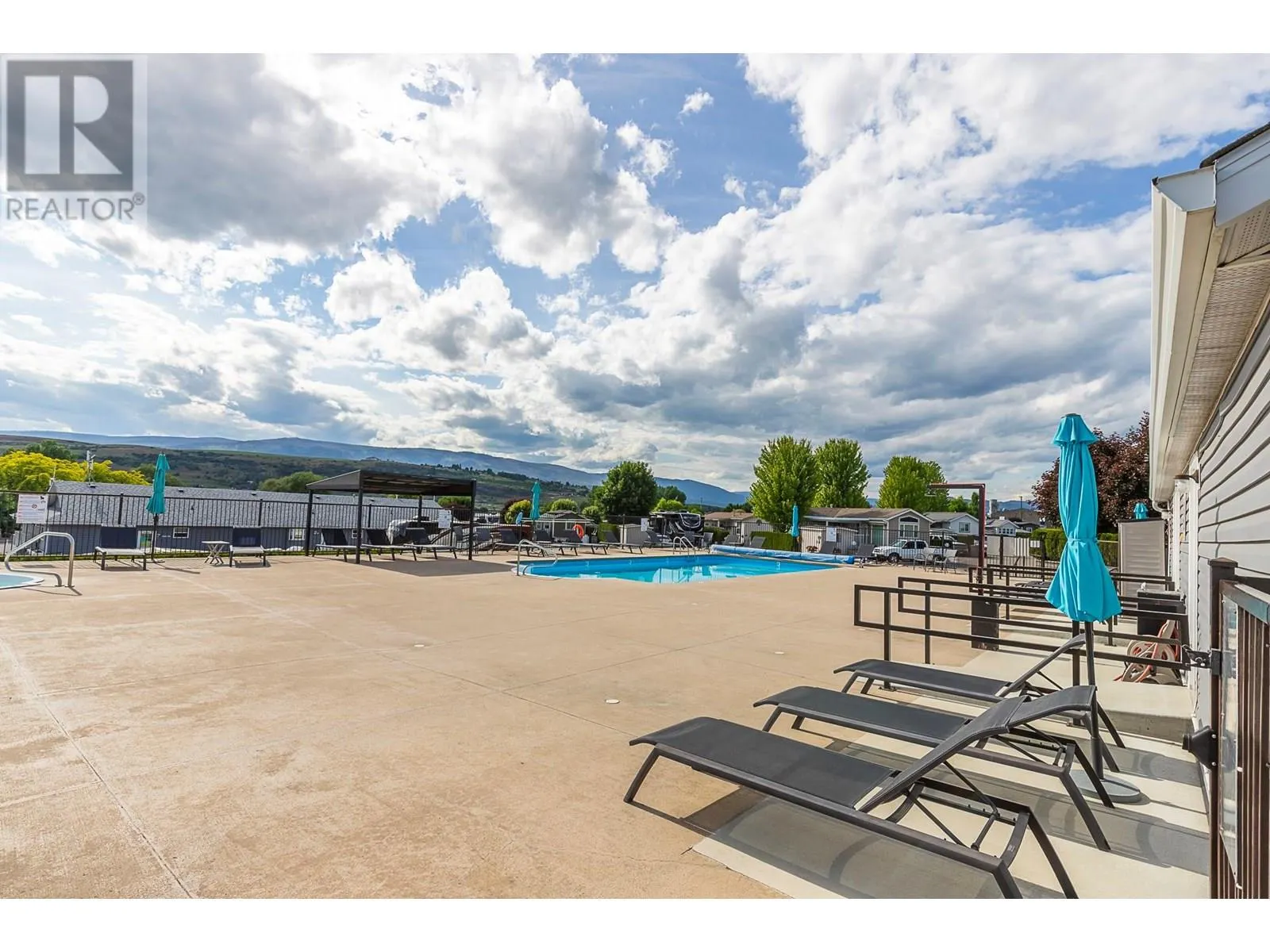 8000 Highland Road Unit# 33