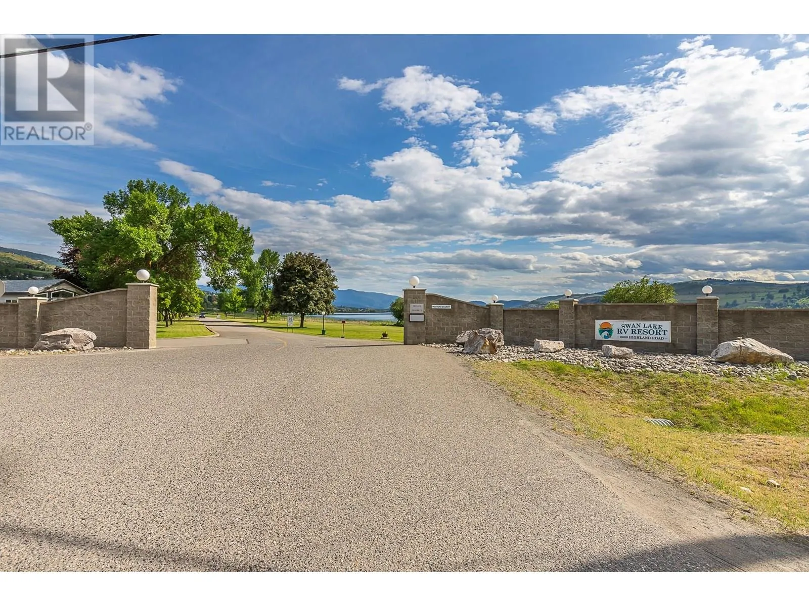 8000 Highland Road Unit# 33