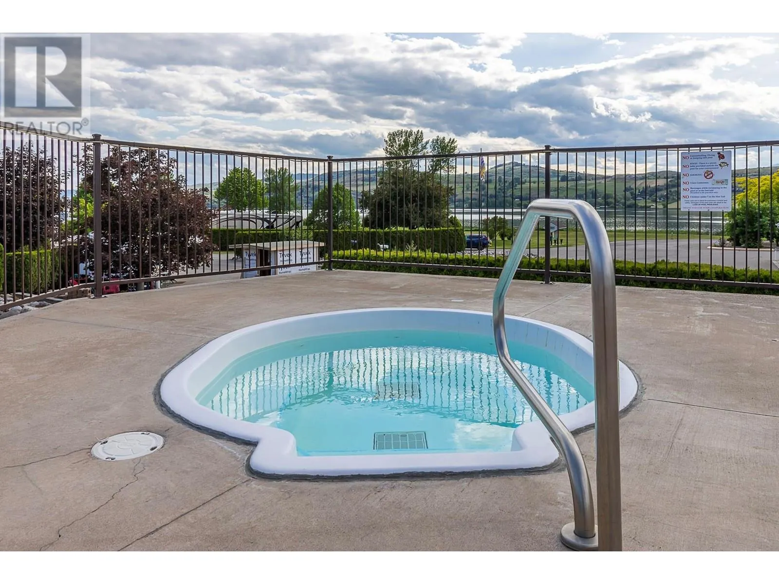 8000 Highland Road Unit# 33