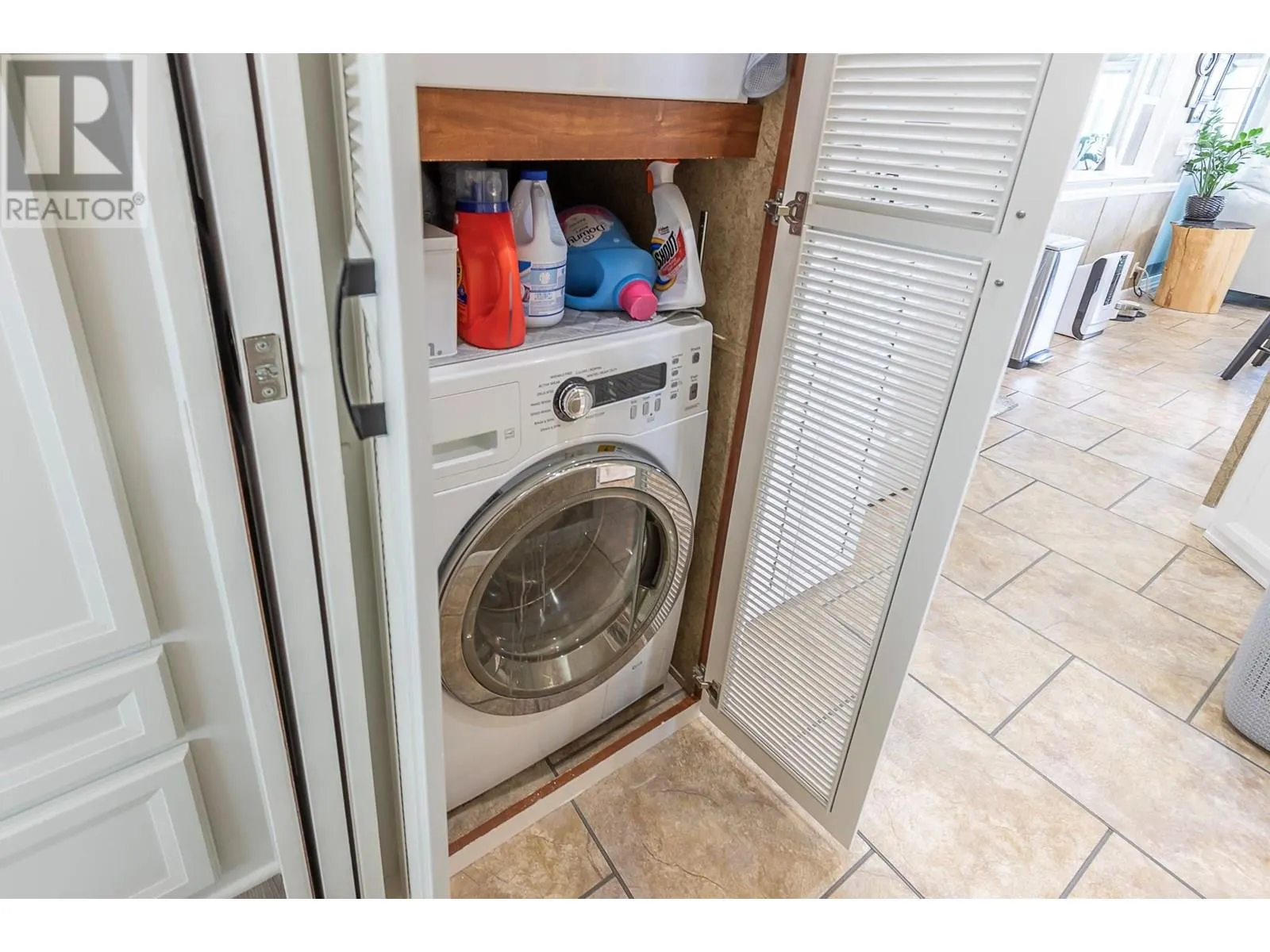 8000 Highland Road Unit# 33