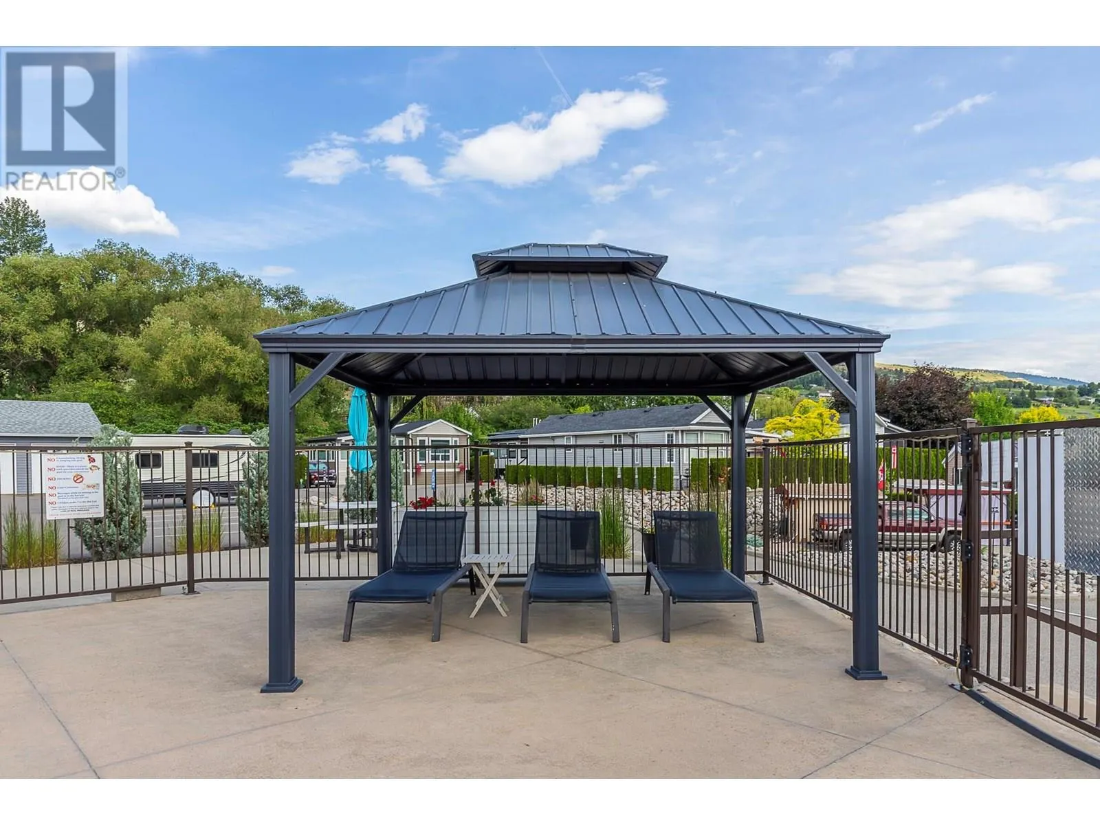 8000 Highland Road Unit# 33