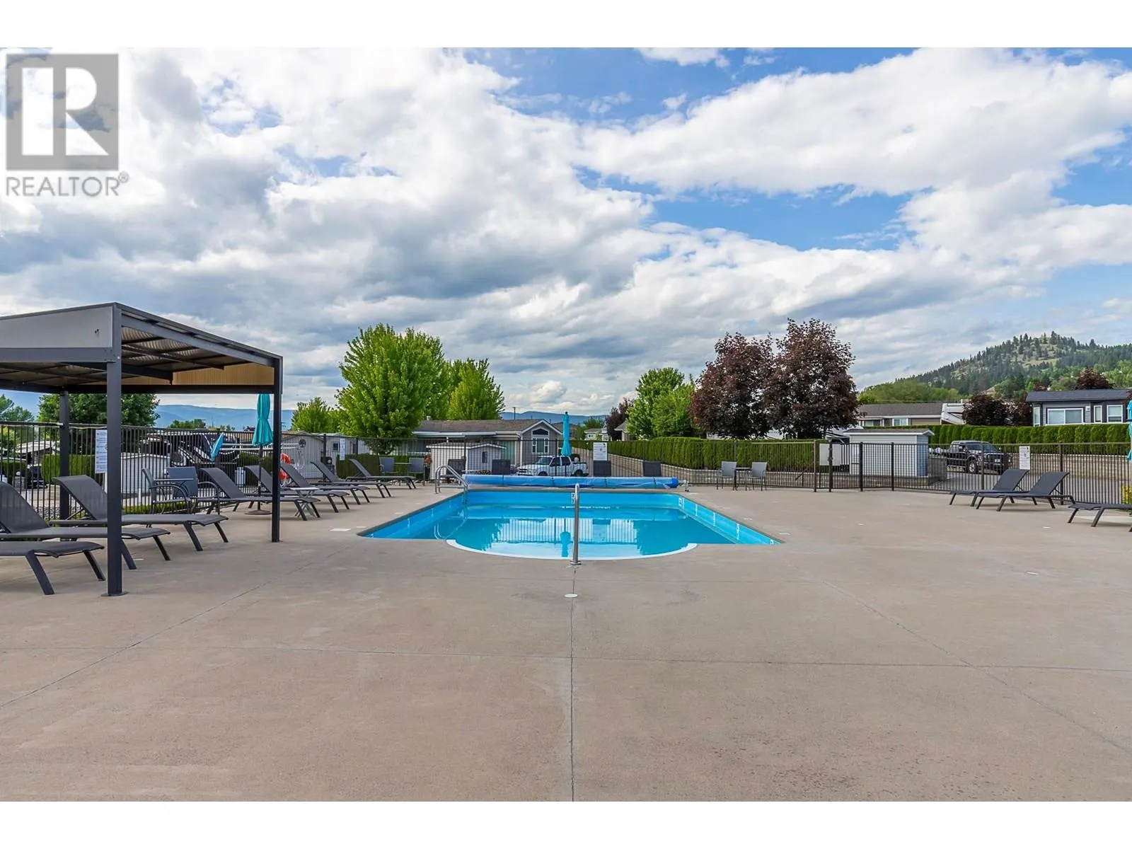 8000 Highland Road Unit# 33