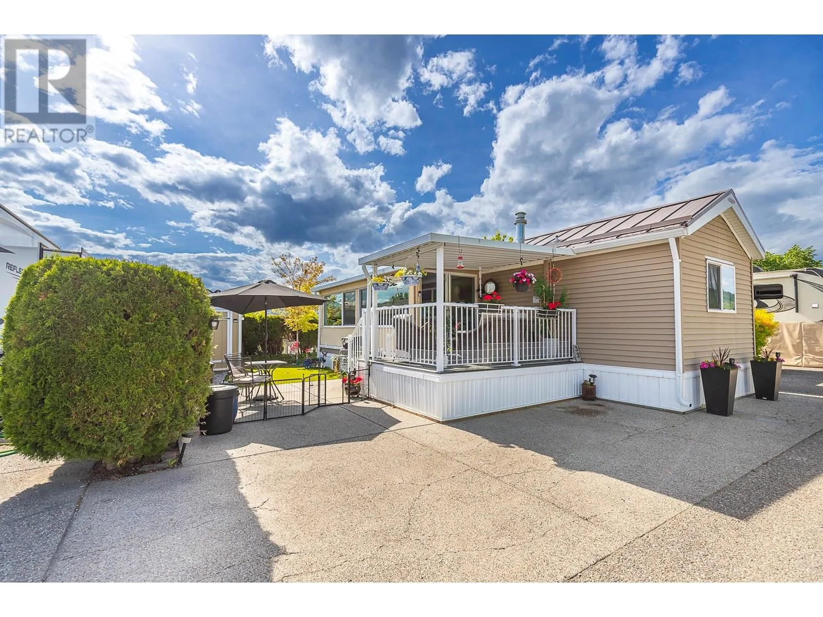 8000 Highland Road Unit# 33
