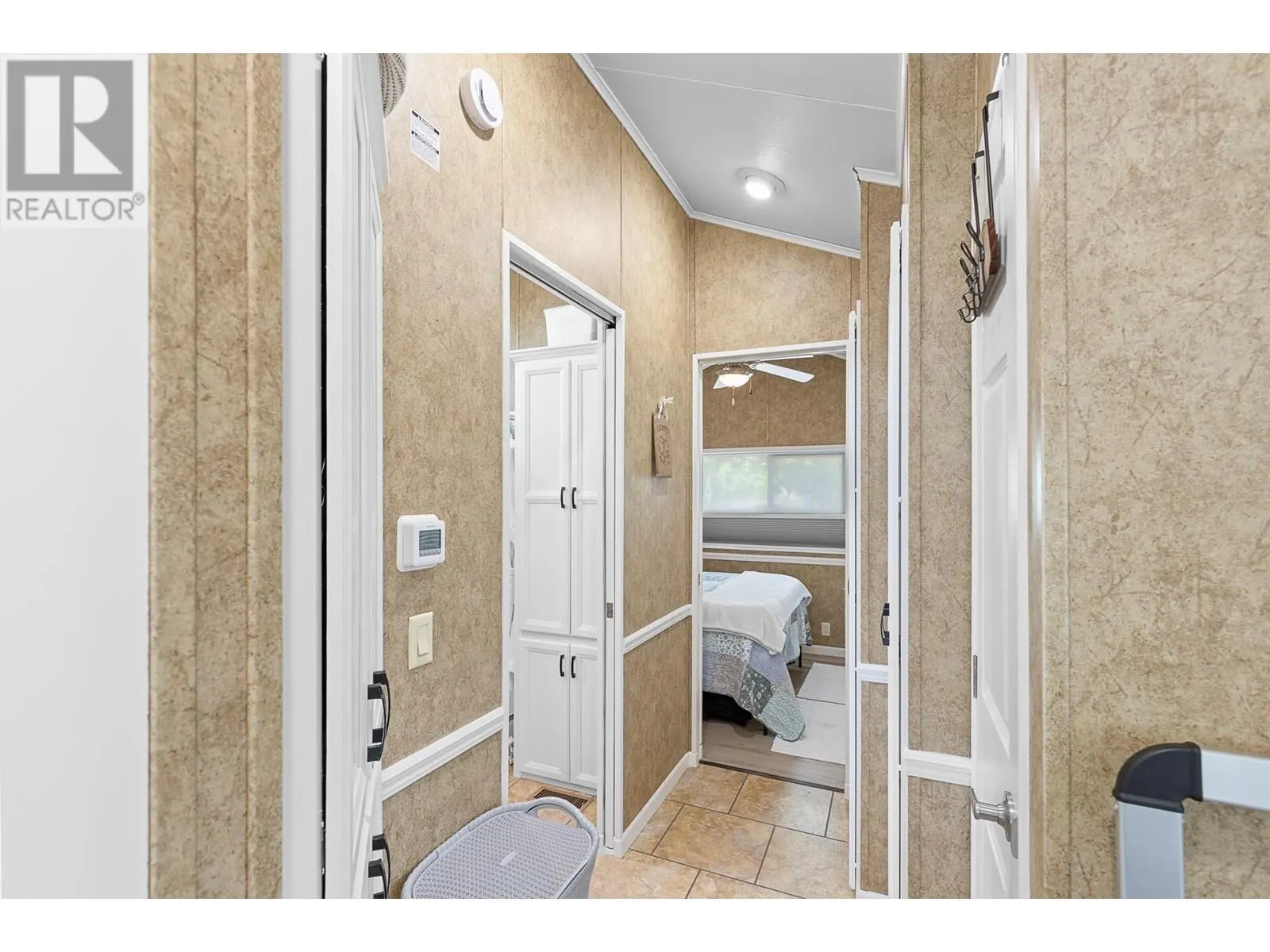 8000 Highland Road Unit# 33