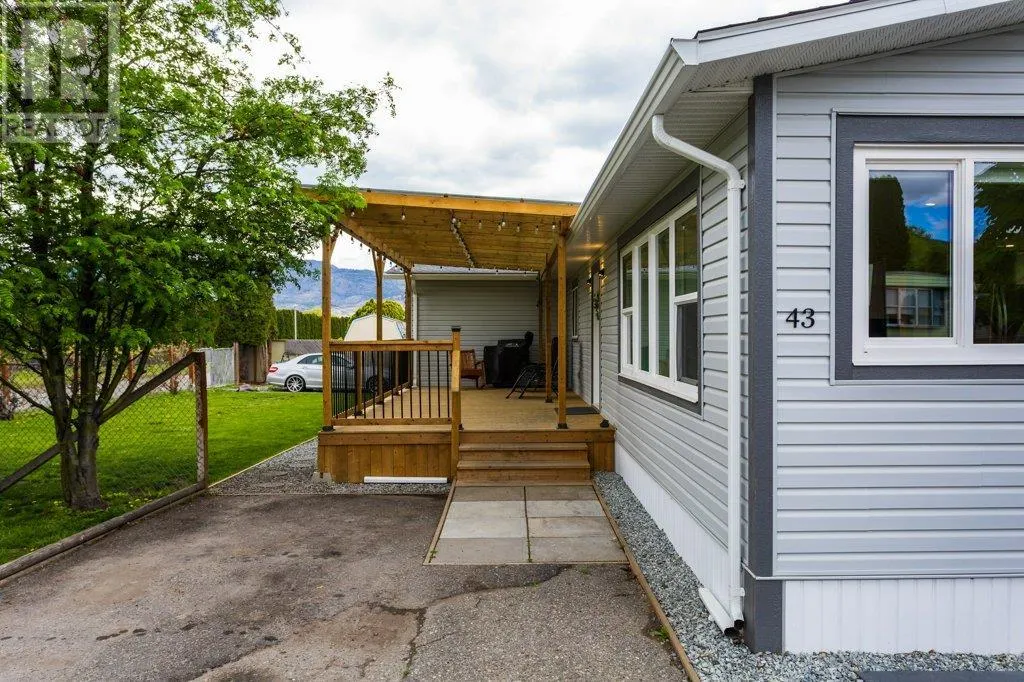 2005 Boucherie Road Unit# 43