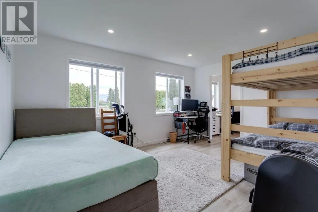 2005 Boucherie Road Unit# 43
