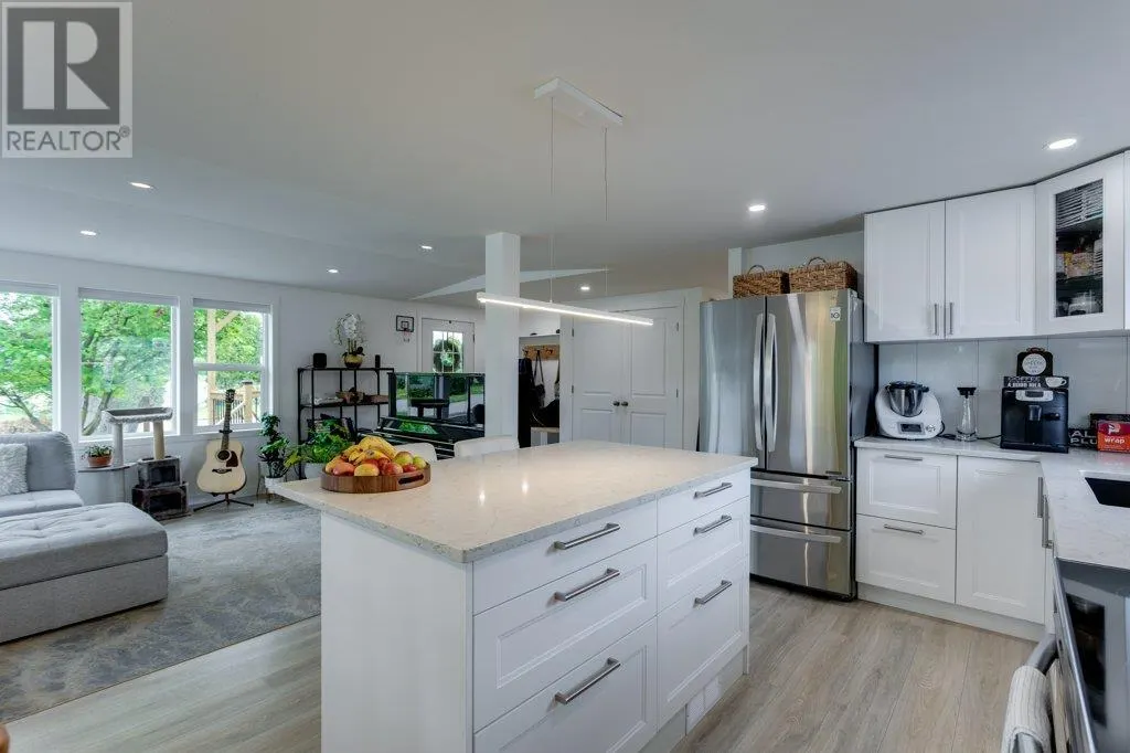 2005 Boucherie Road Unit# 43