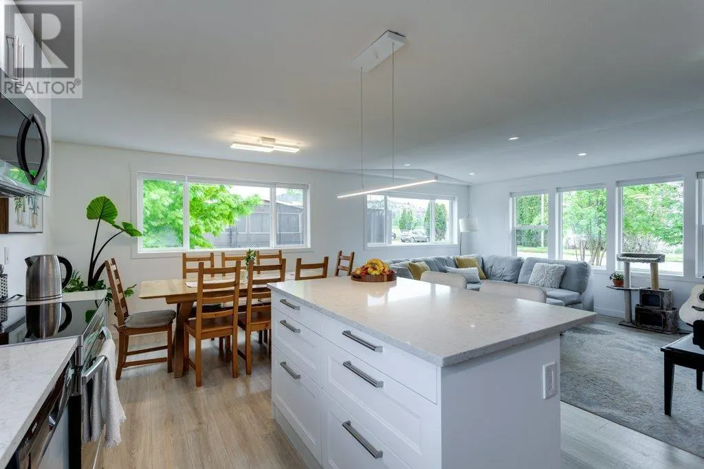 2005 Boucherie Road Unit# 43