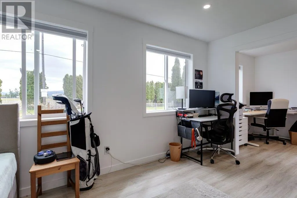 2005 Boucherie Road Unit# 43