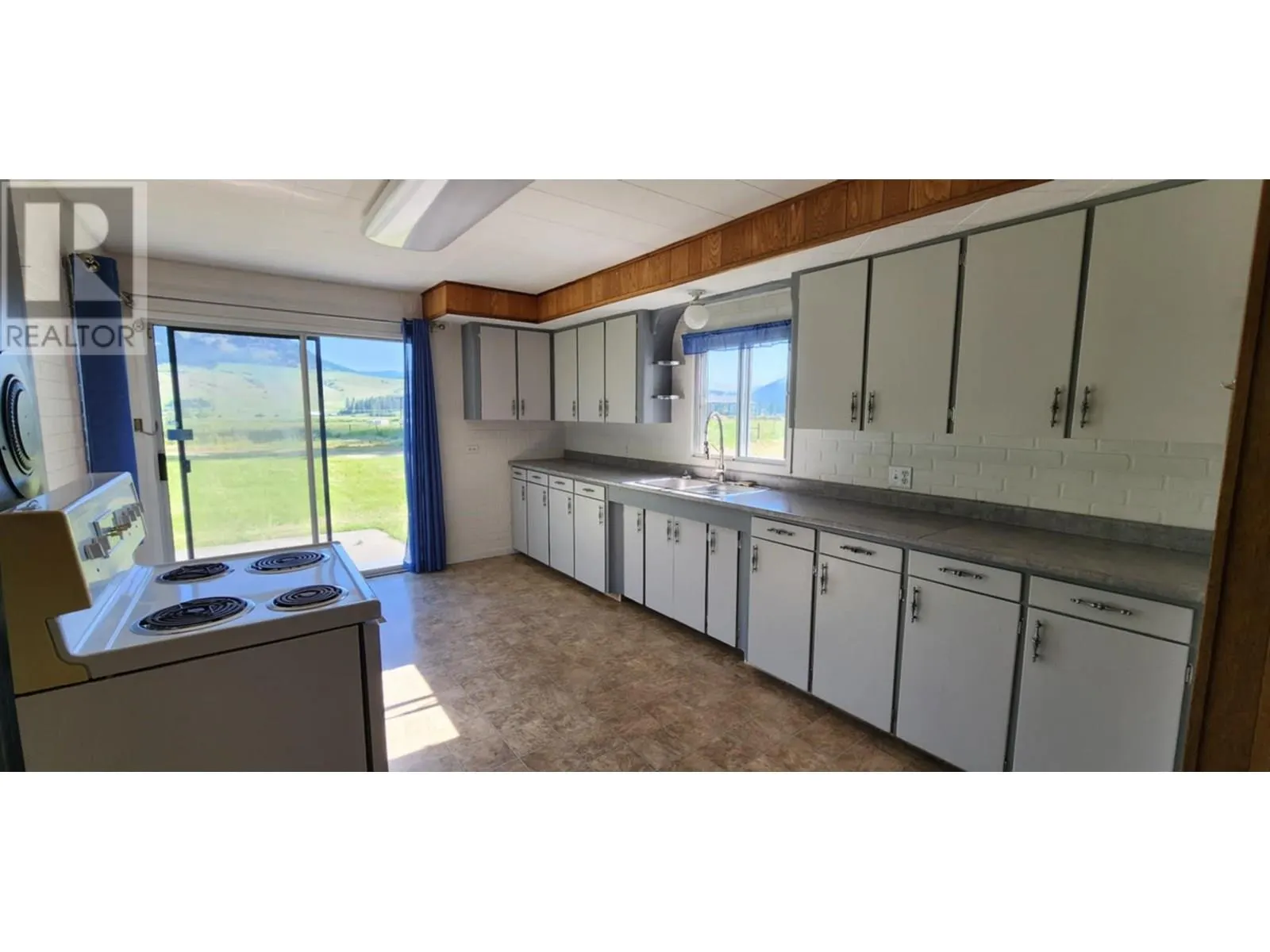 177 Creighton Valley Road