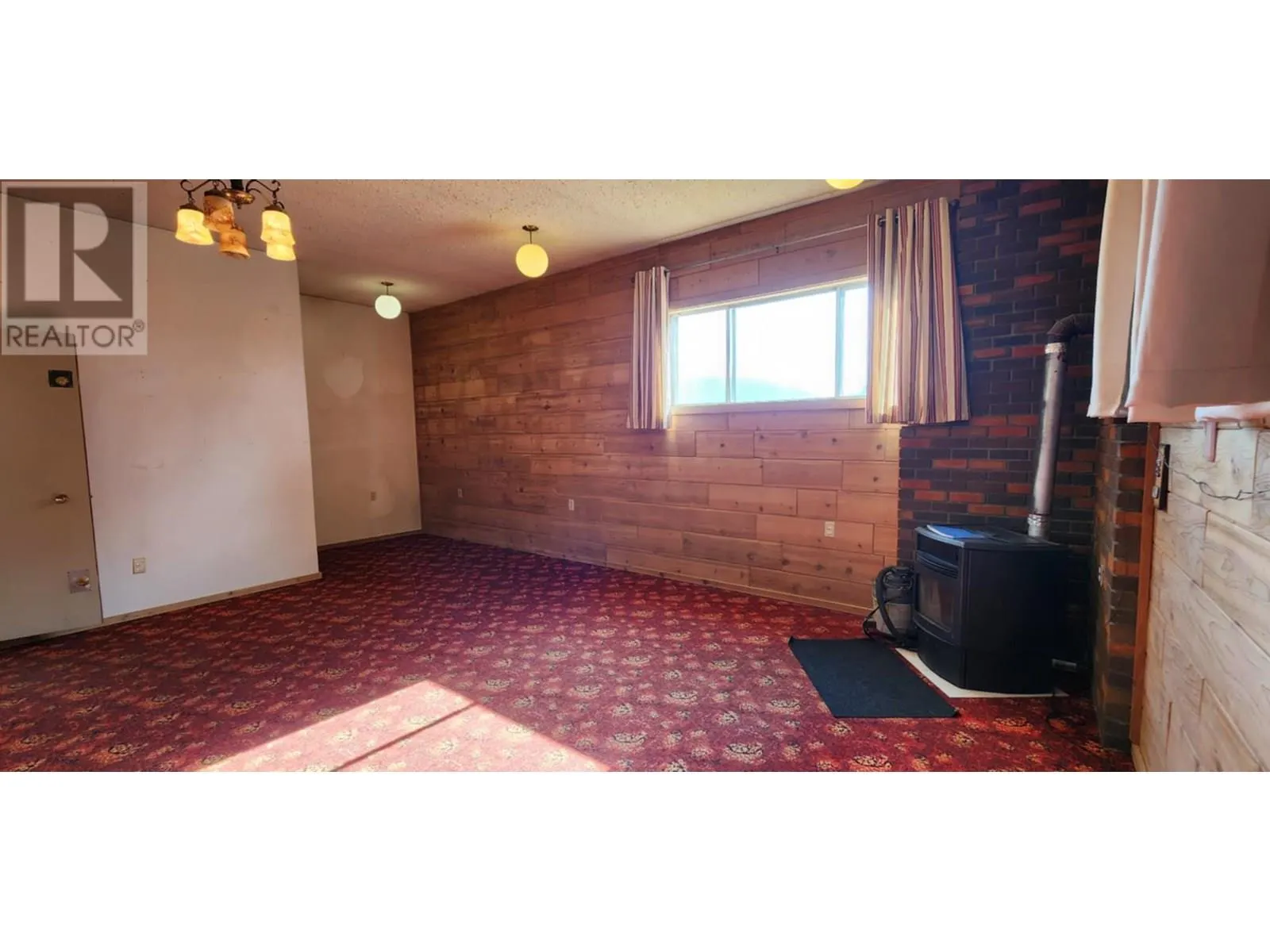 177 Creighton Valley Road