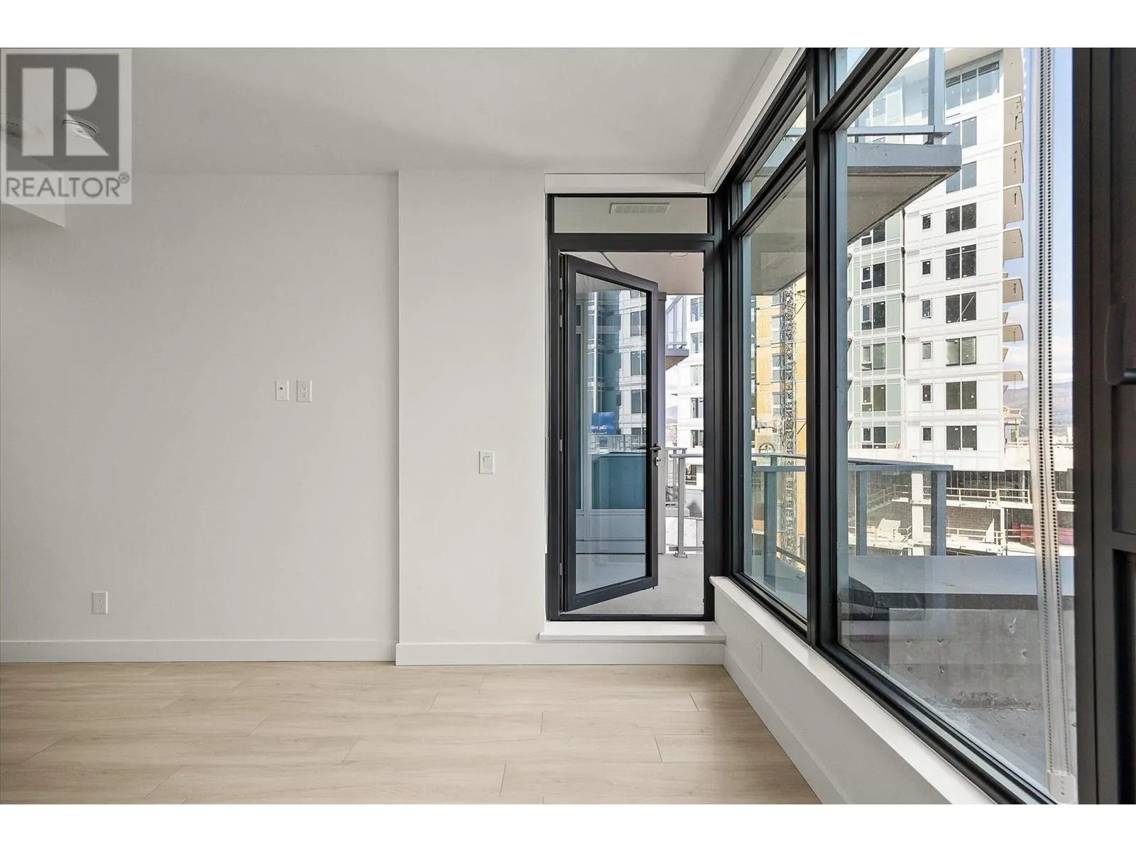 3699 Capozzi Road Unit# 512