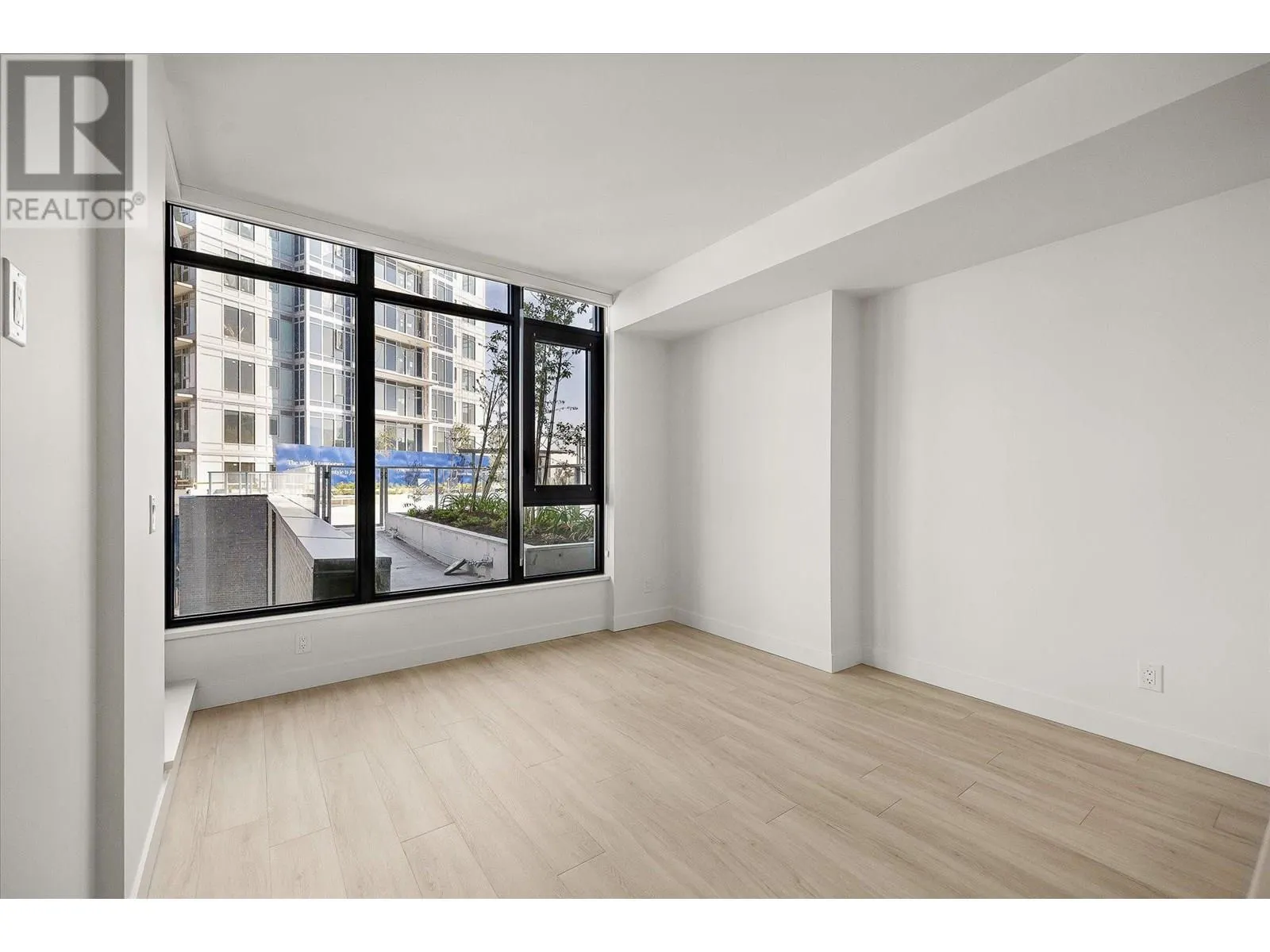 3699 Capozzi Road Unit# 512