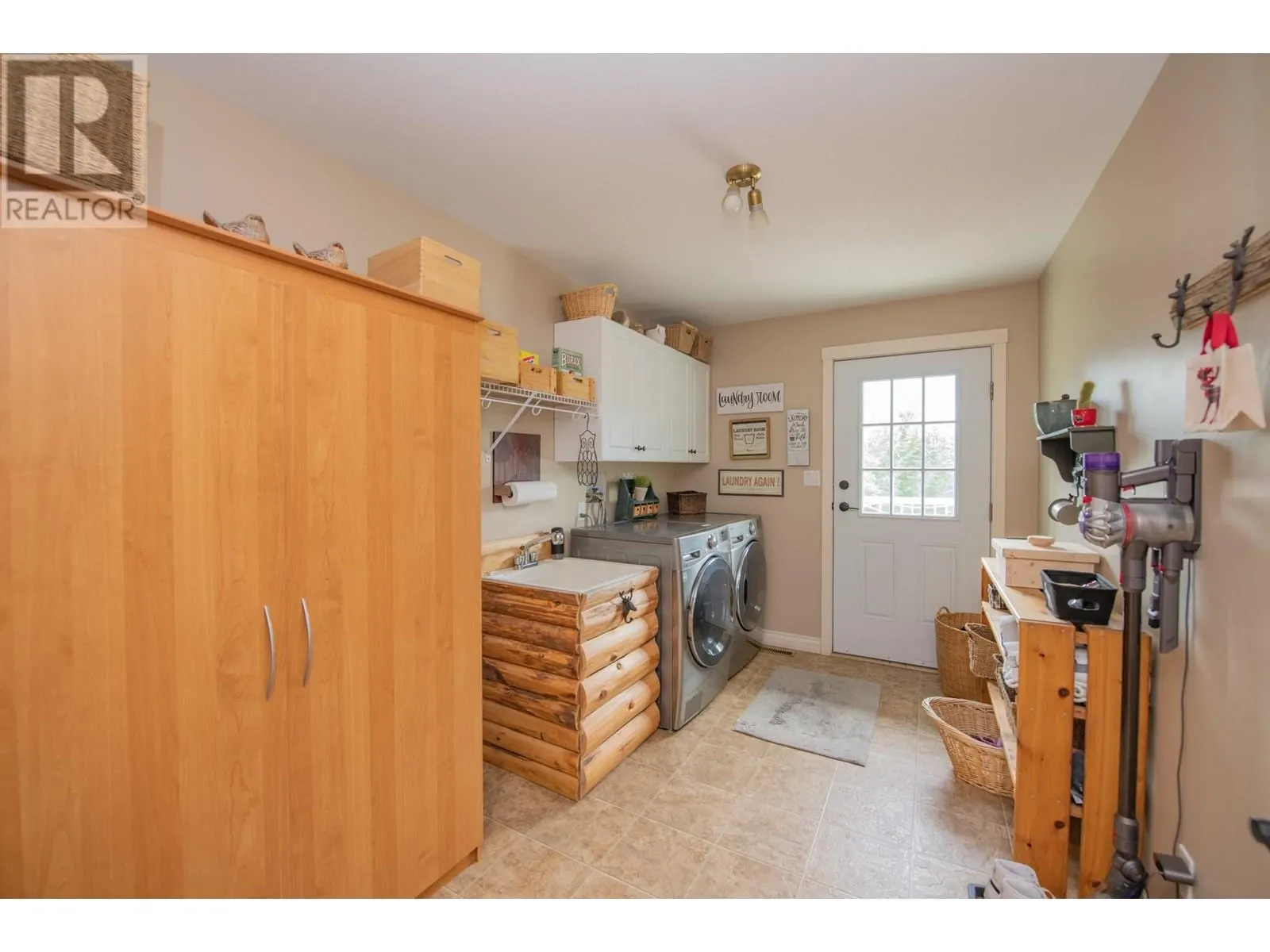 186 Louie View Drive