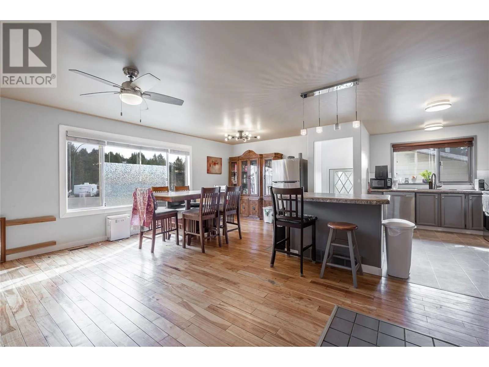 292 JUNIPER Drive