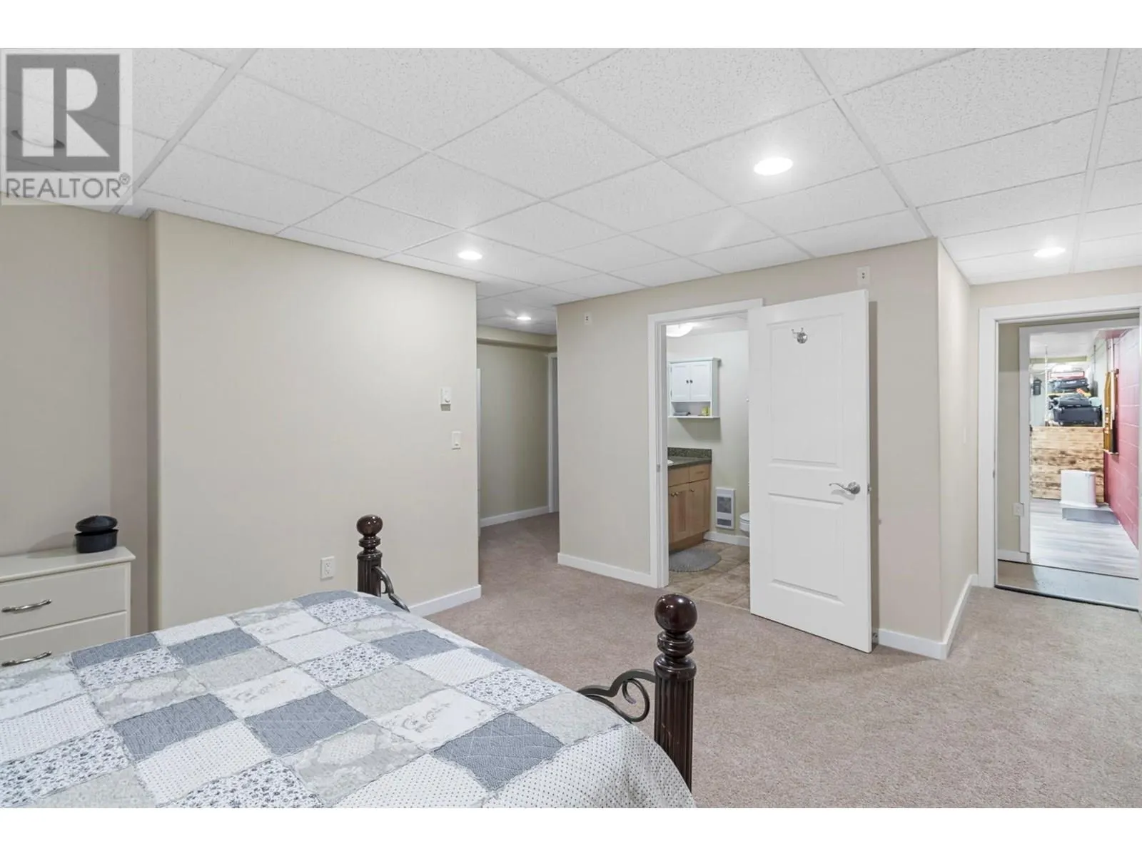 2802 Henstridge Road Unit# 9