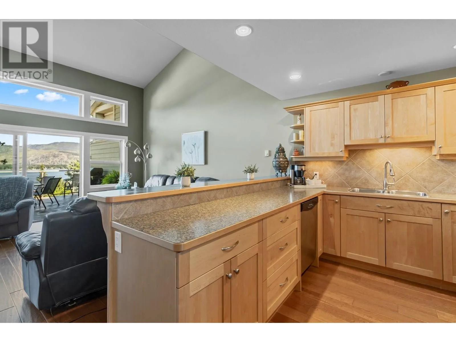 2802 Henstridge Road Unit# 9