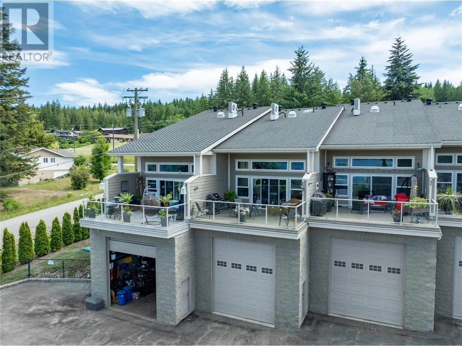 2802 Henstridge Road Unit# 9