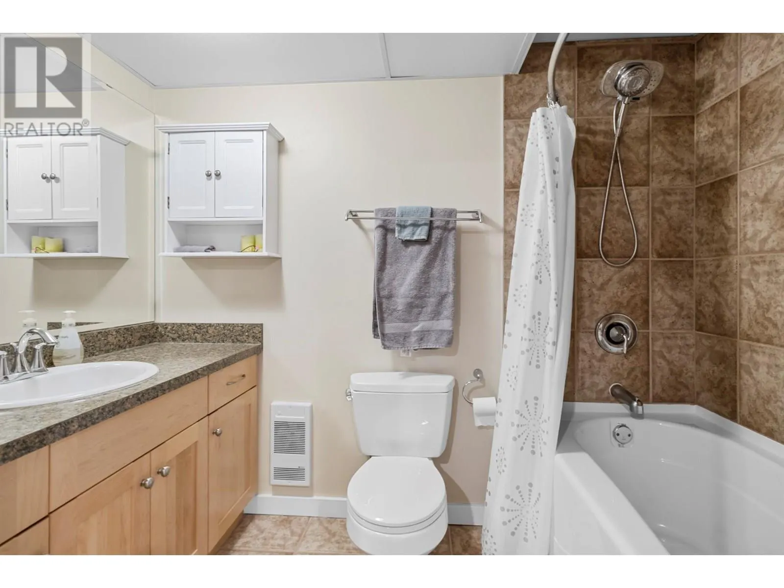 2802 Henstridge Road Unit# 9
