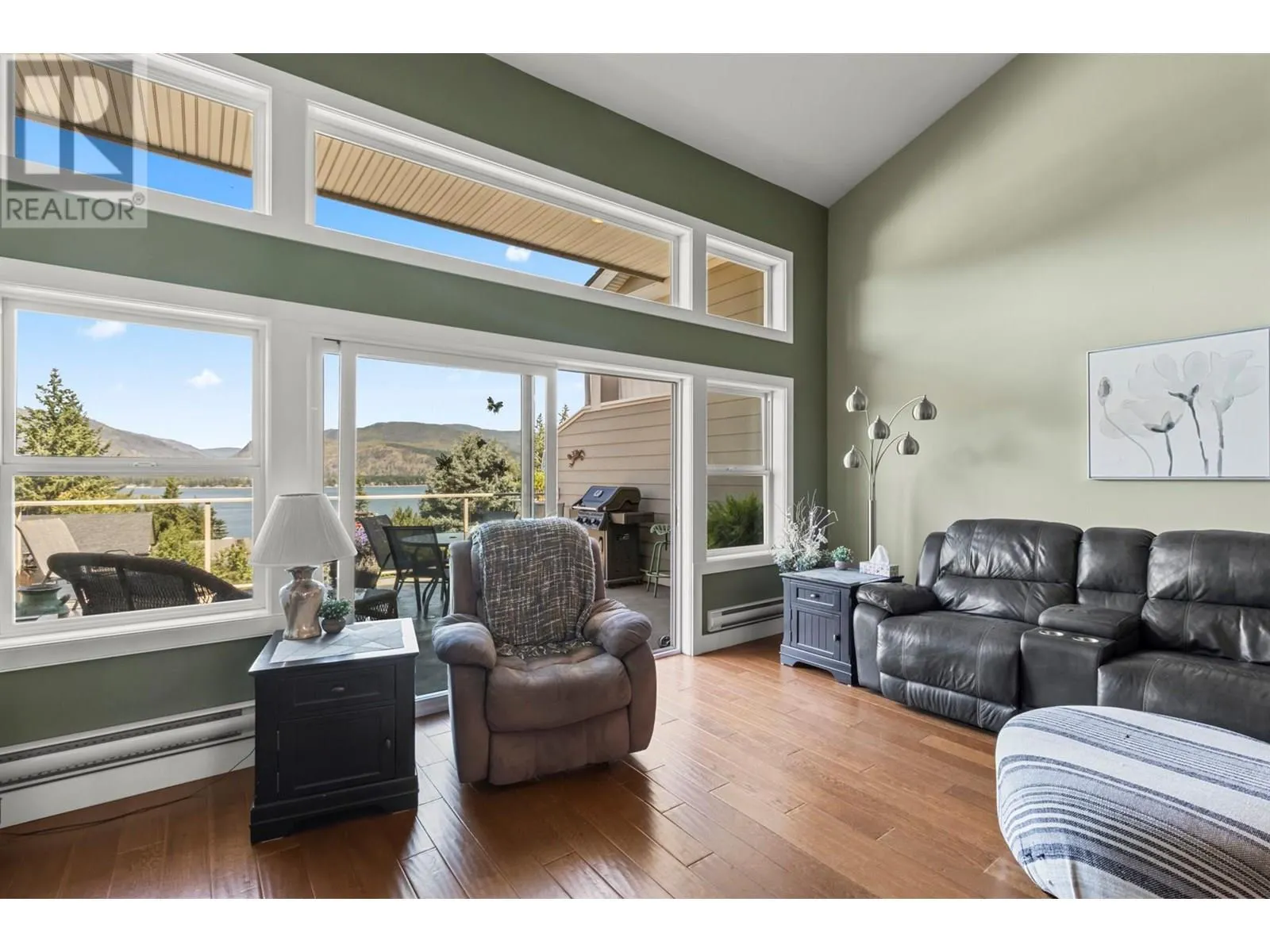 2802 Henstridge Road Unit# 9