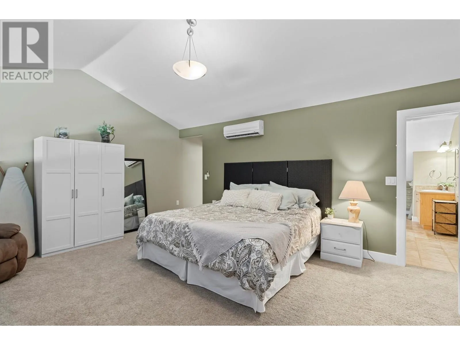 2802 Henstridge Road Unit# 9