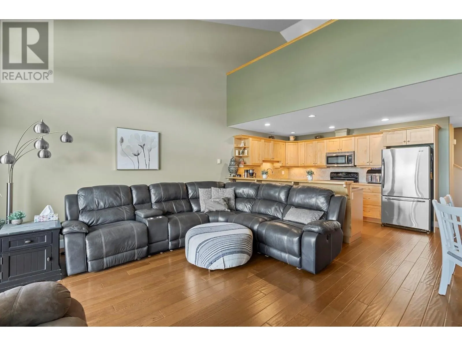 2802 Henstridge Road Unit# 9