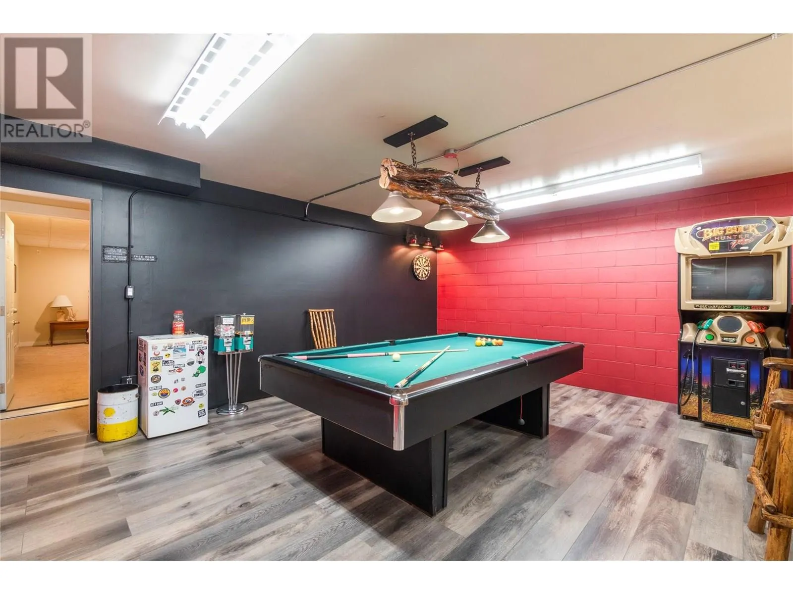 2802 Henstridge Road Unit# 9