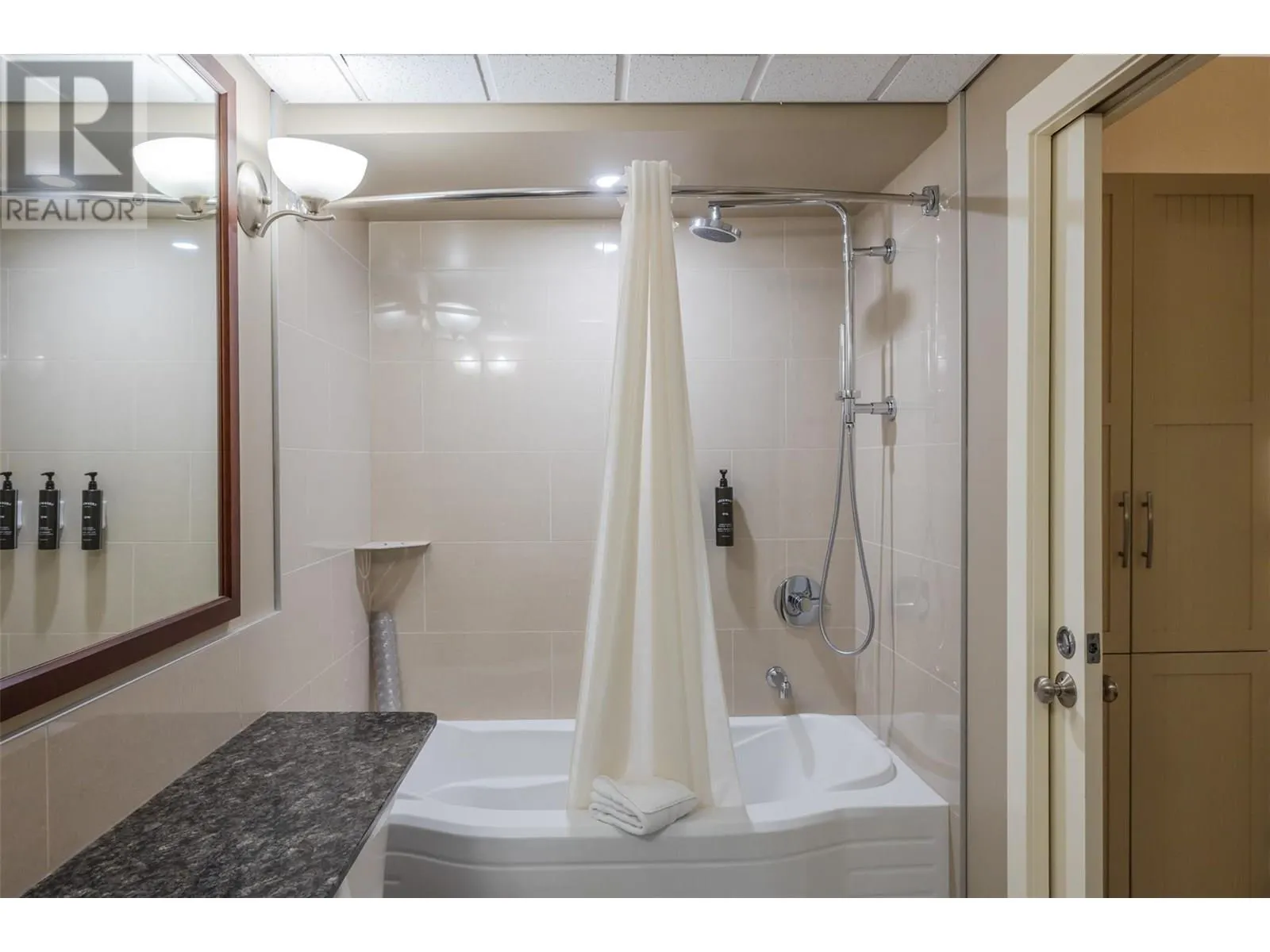 13011 Lakeshore Drive Unit# 238