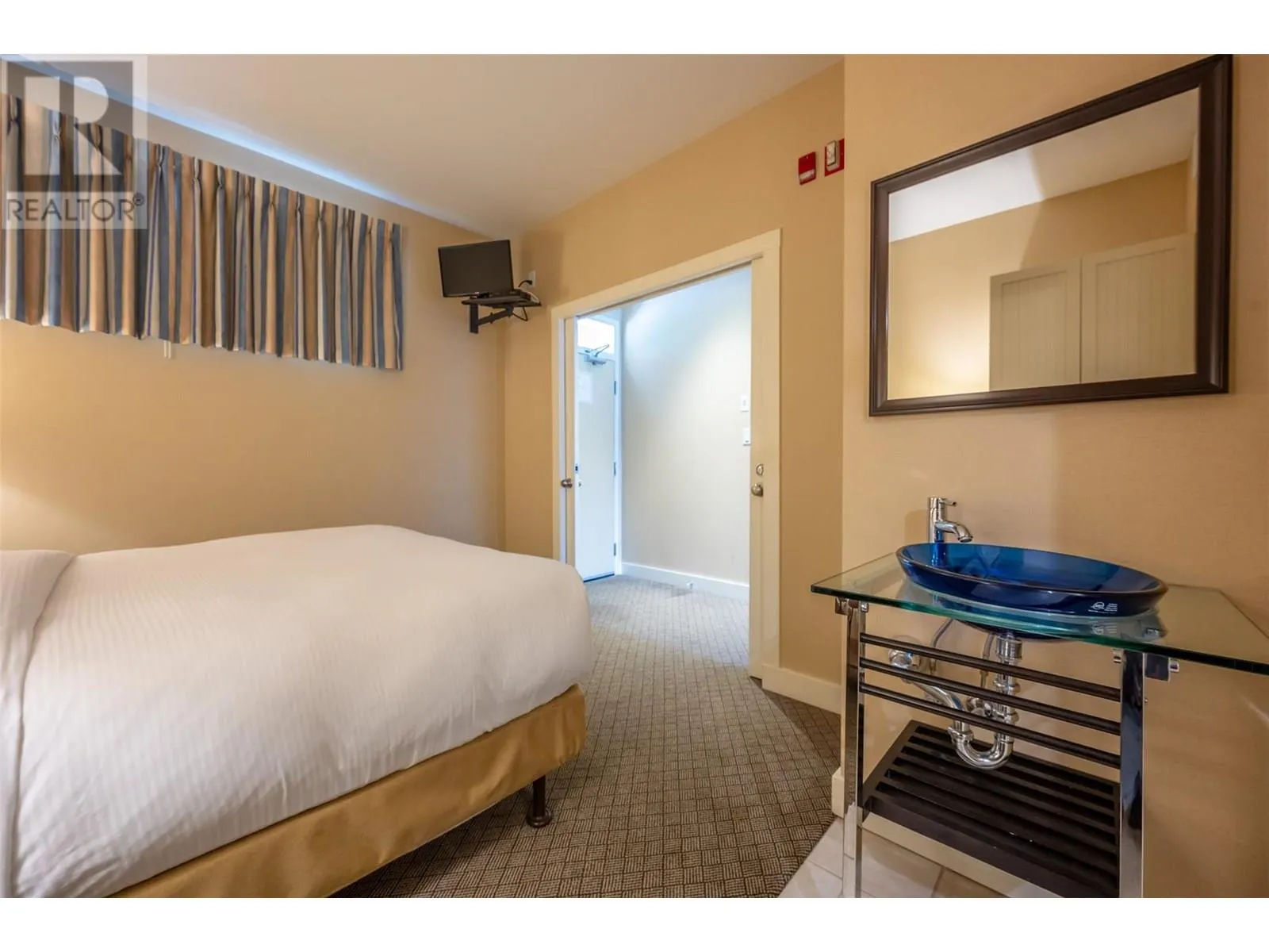 13011 Lakeshore Drive Unit# 238