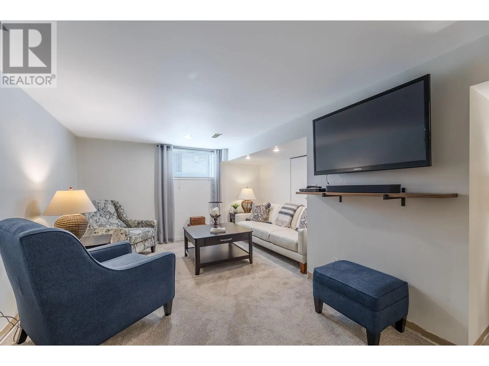 12411 Victoria Road S