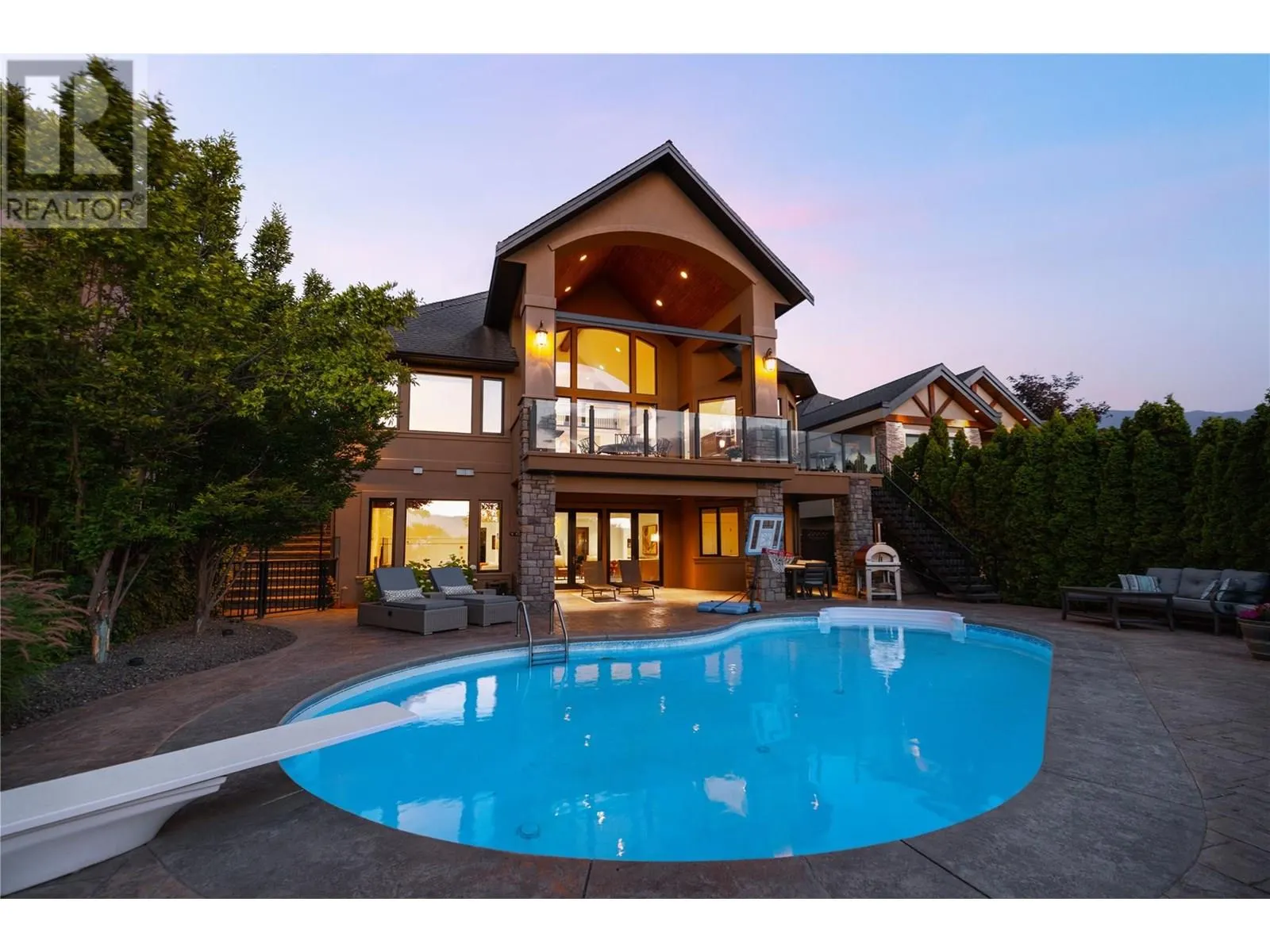 722 Marin Crescent