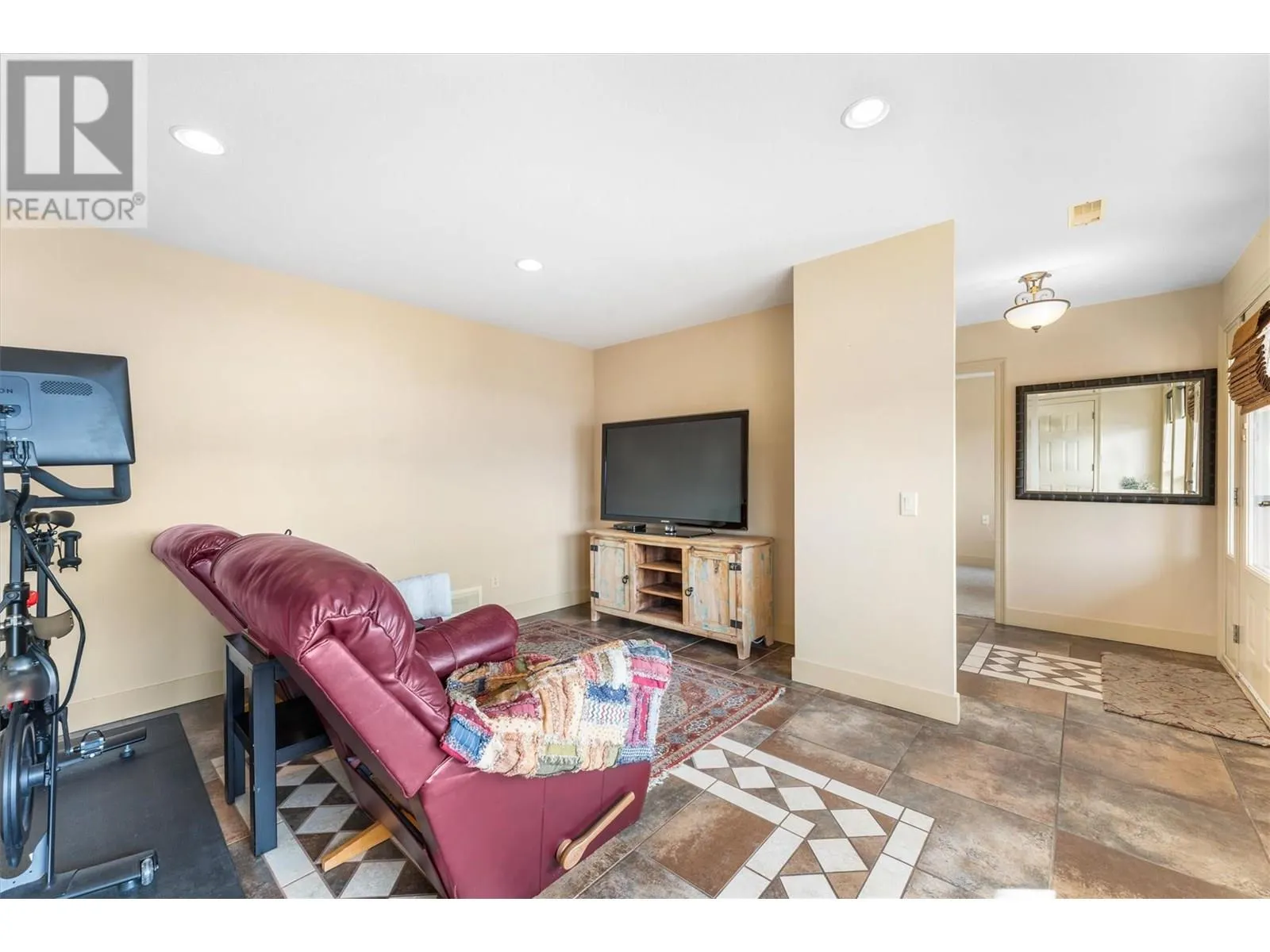 1430 Menu Road