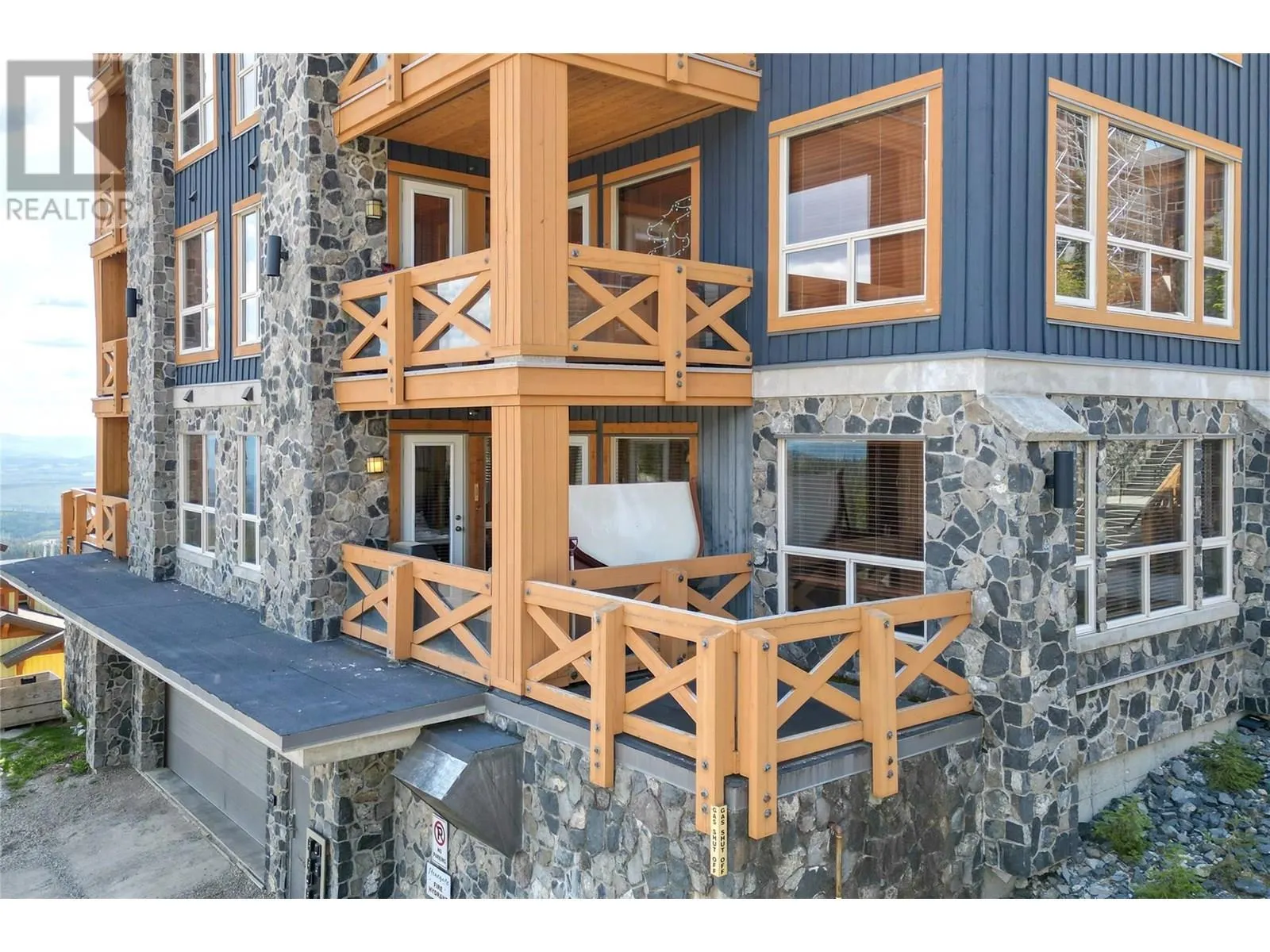 375 Raven Ridge Road Unit# 101C