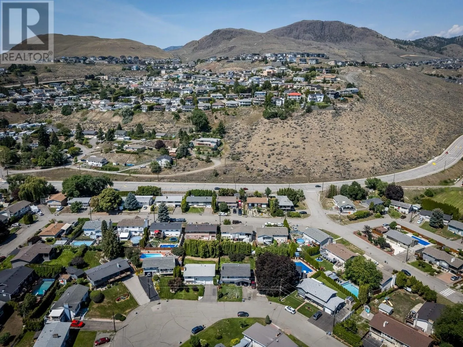 531 BAYWOOD Crescent