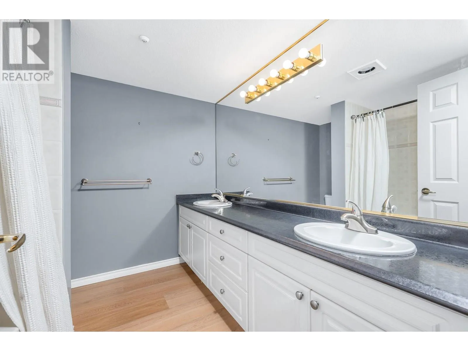 3300 Centennial Drive Unit# 213