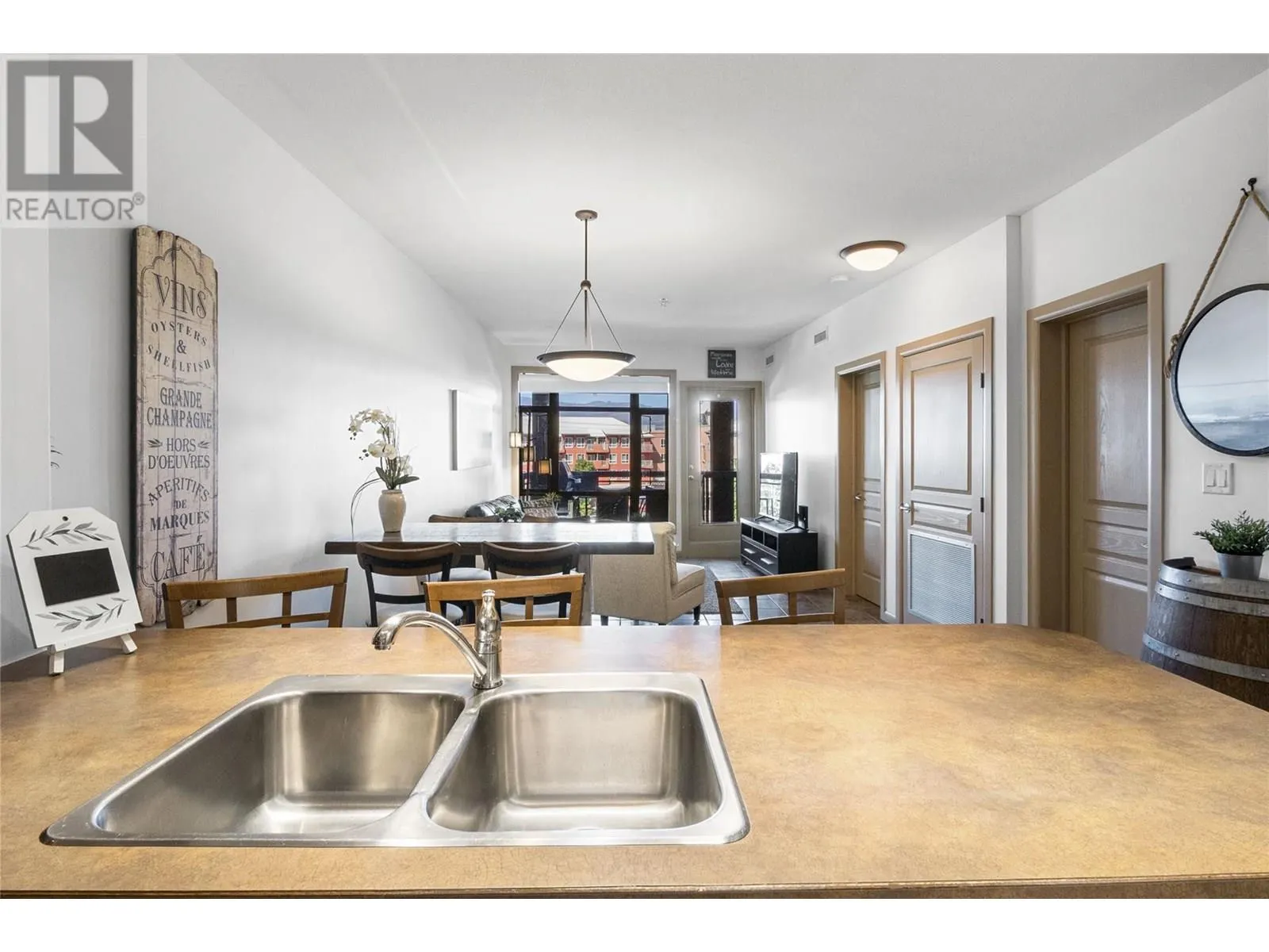 654 Cook Road Unit# 412