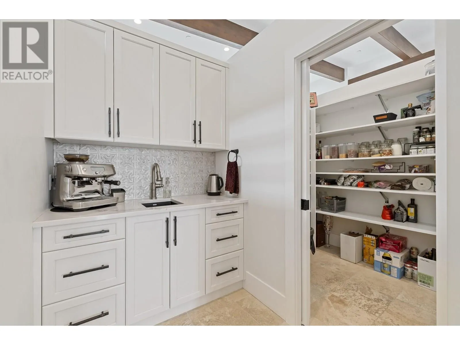 9532 Benchland Drive