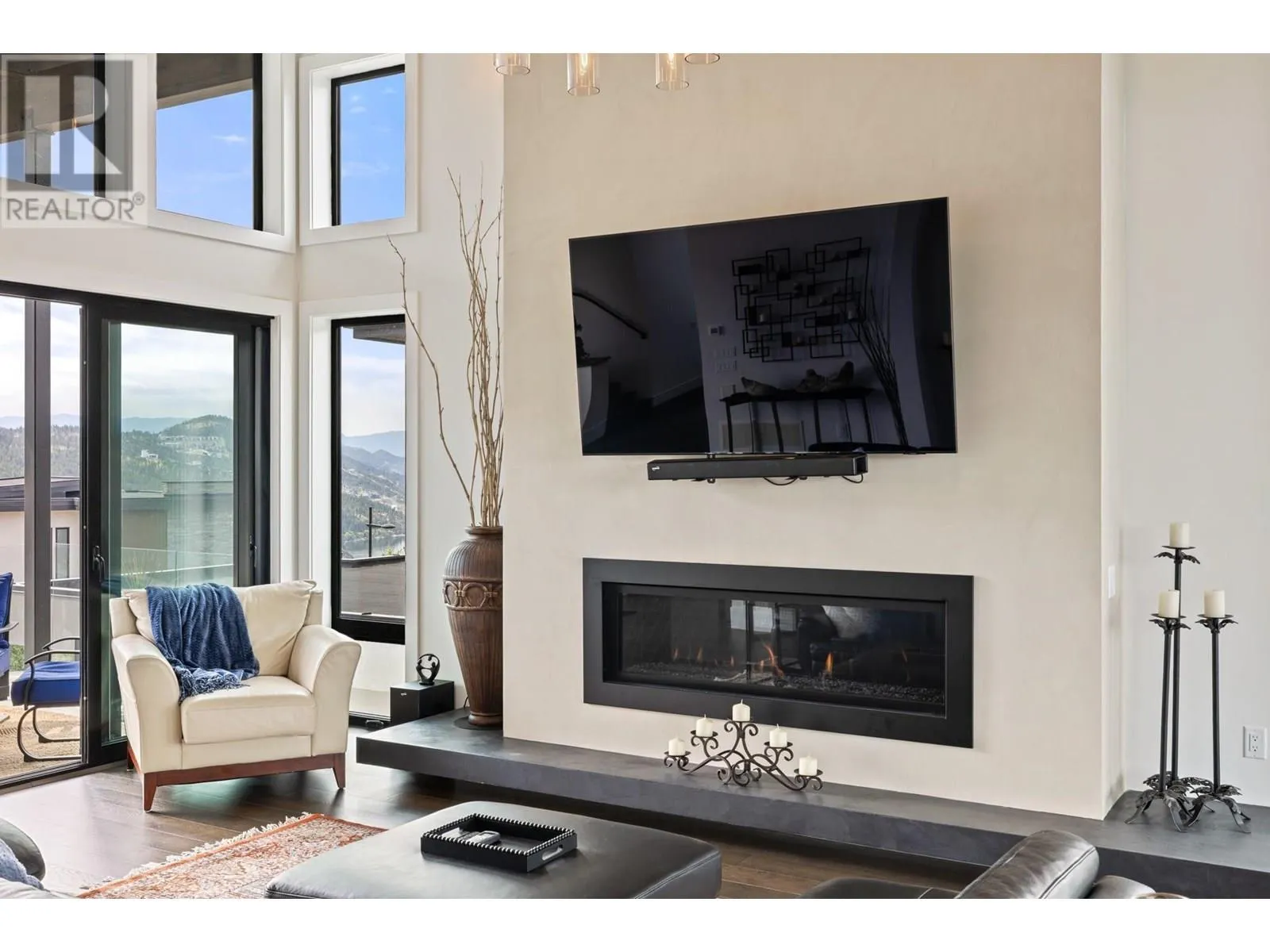 9532 Benchland Drive