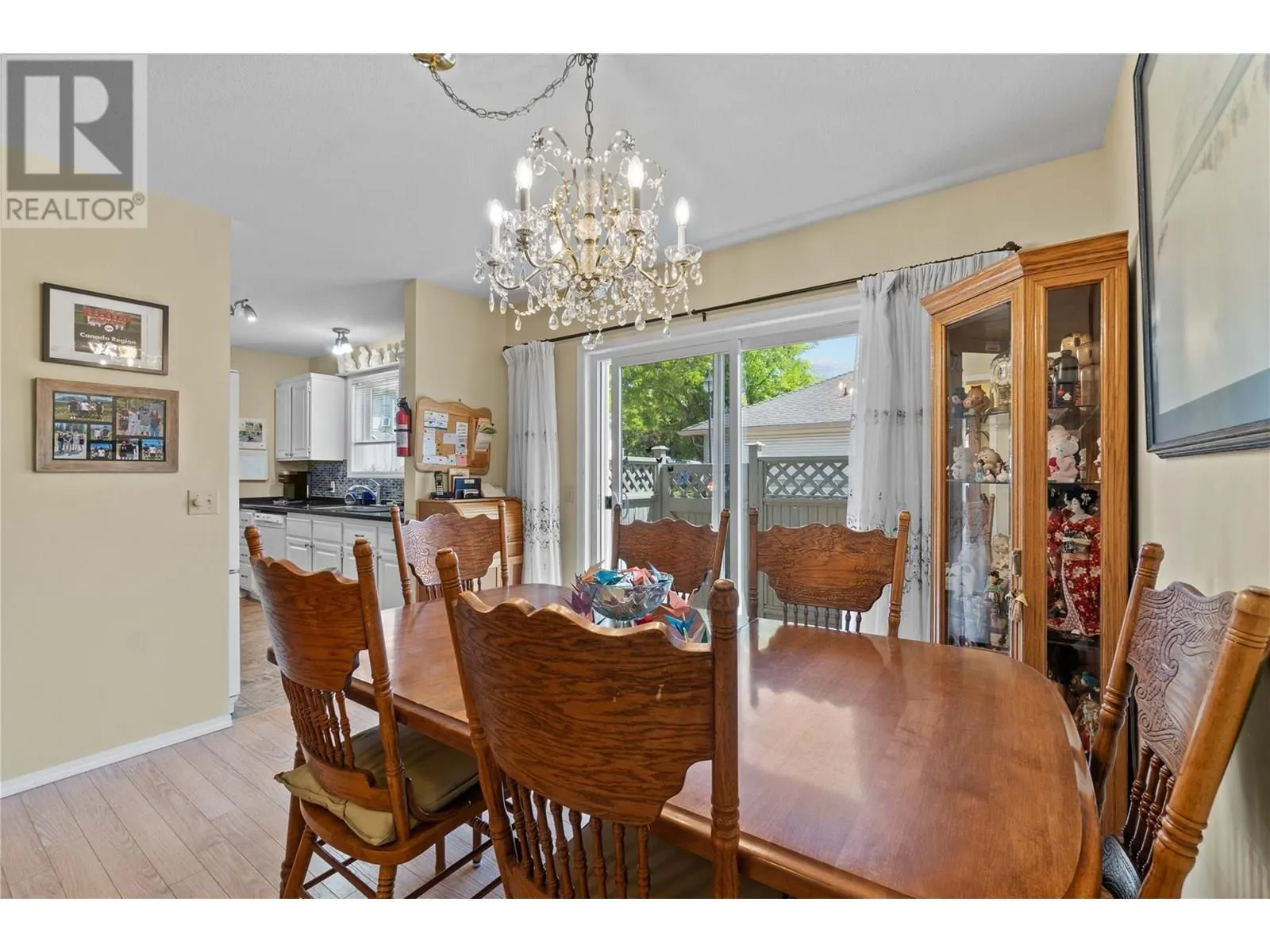 111 Harbourfront Drive NW Unit# 11