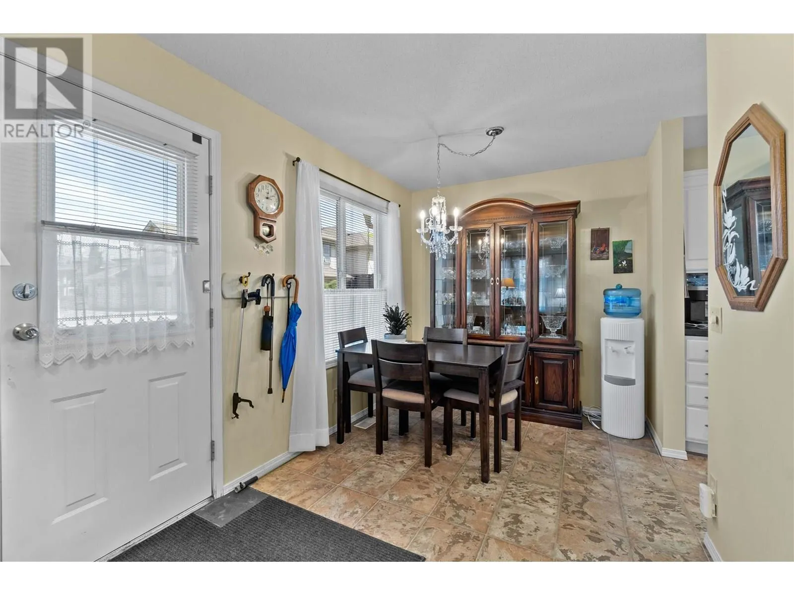 111 Harbourfront Drive NW Unit# 11