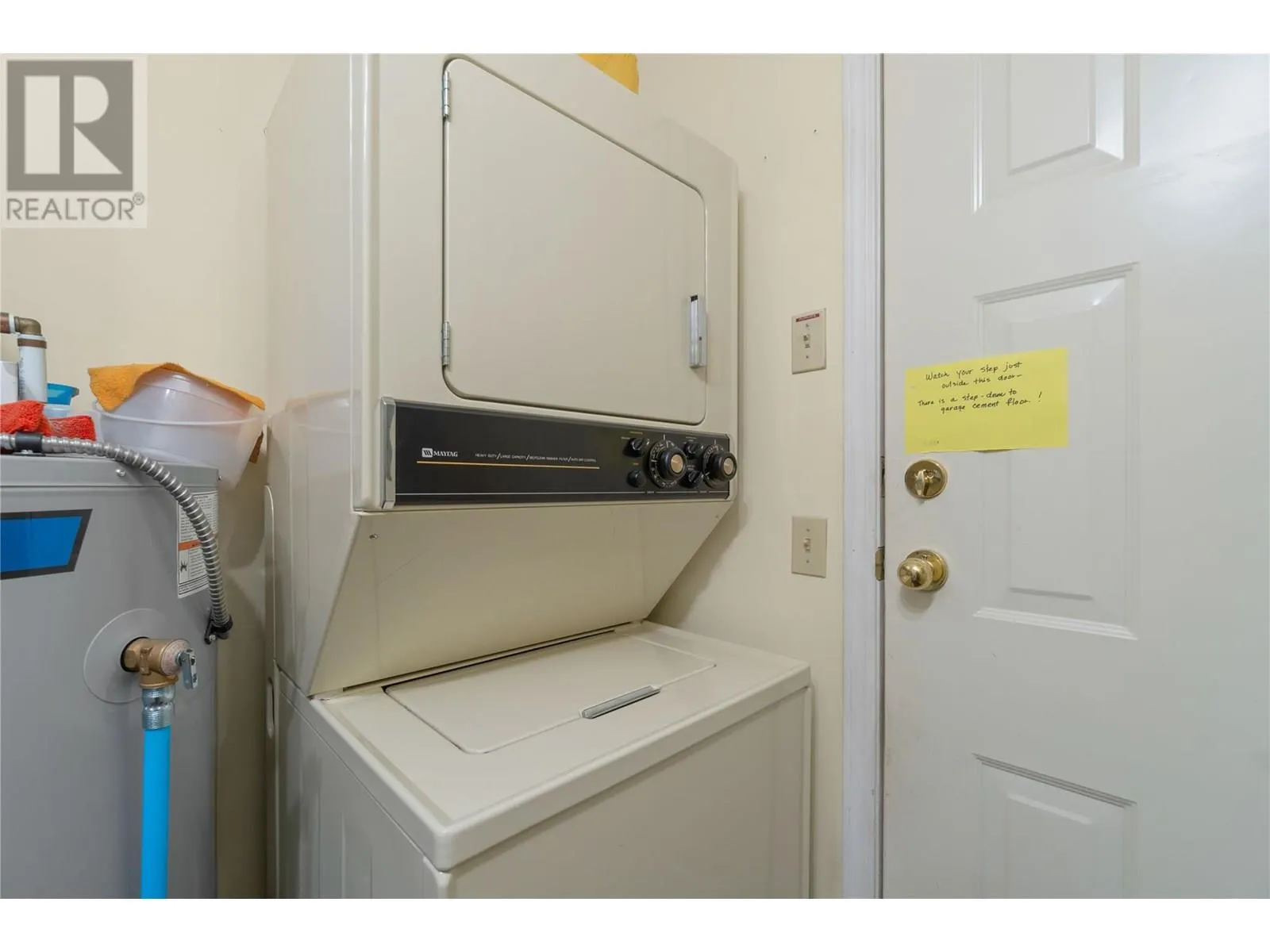 111 Harbourfront Drive NW Unit# 11