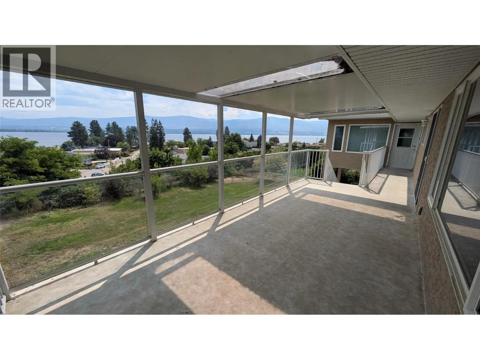 2627 Campbell Road