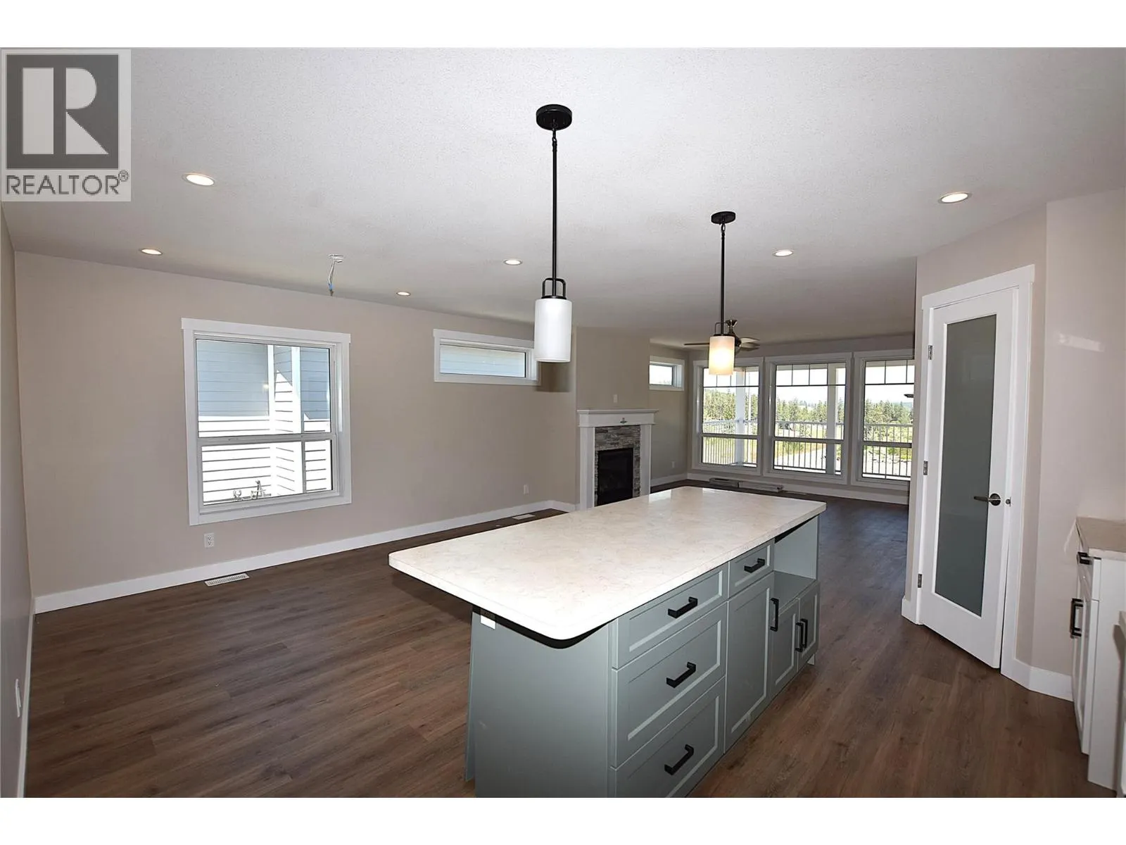 9510 Highway 97 Unit# 194