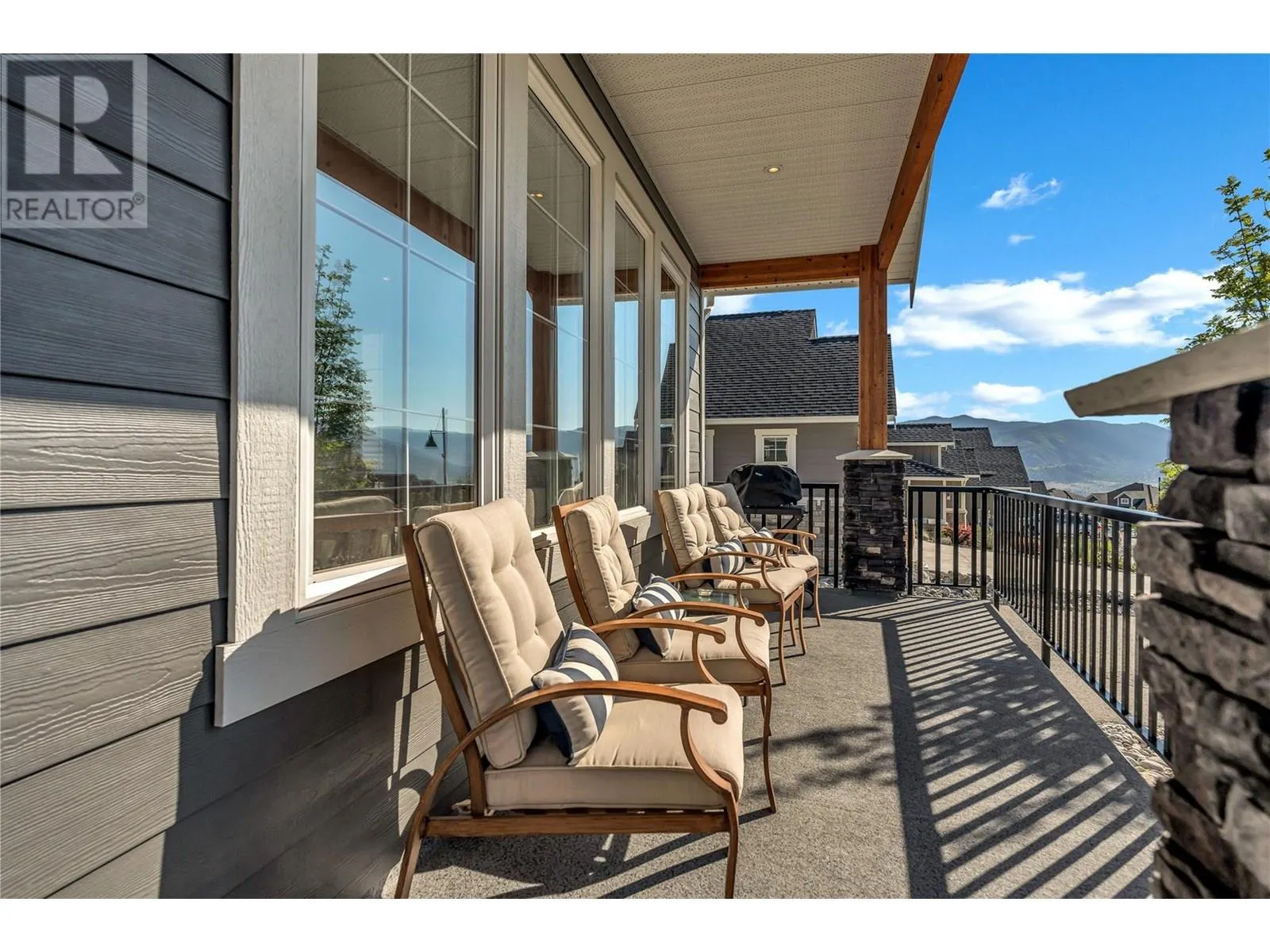 121 Sendero Crescent