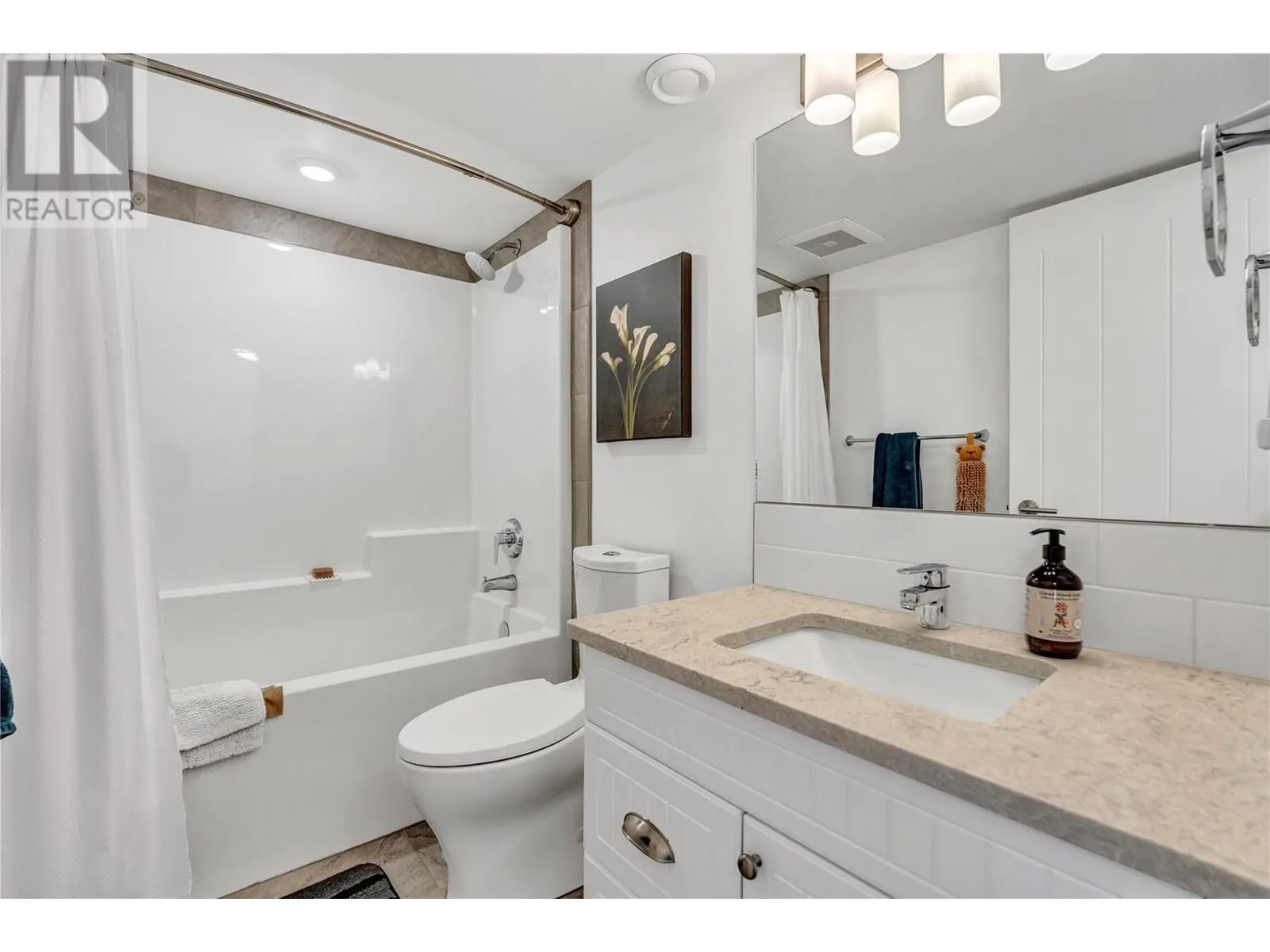 121 Sendero Crescent