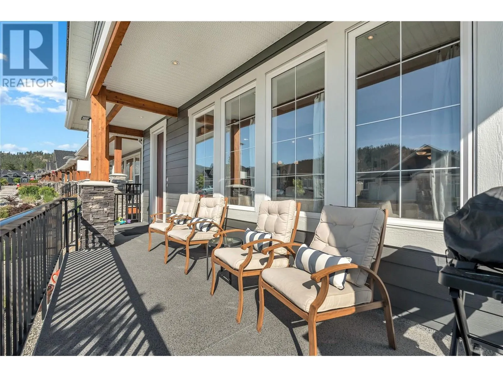 121 Sendero Crescent